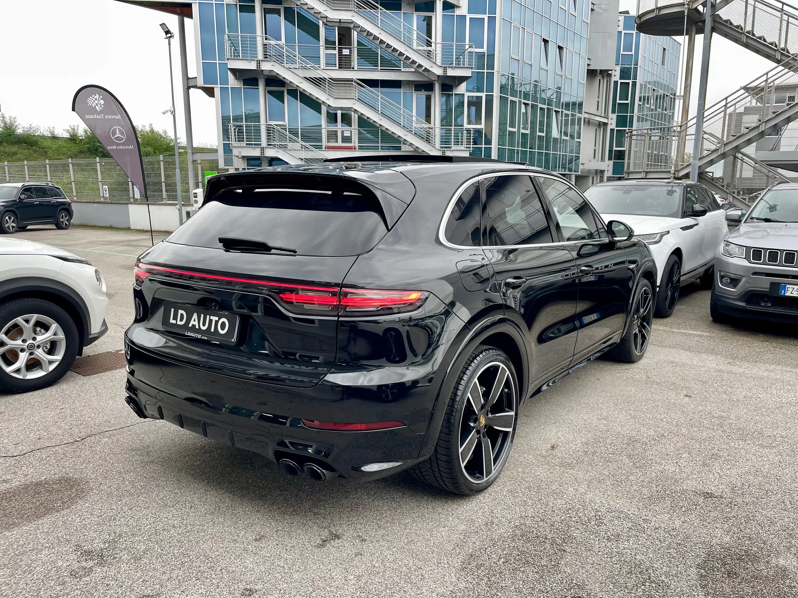 Porsche - Cayenne