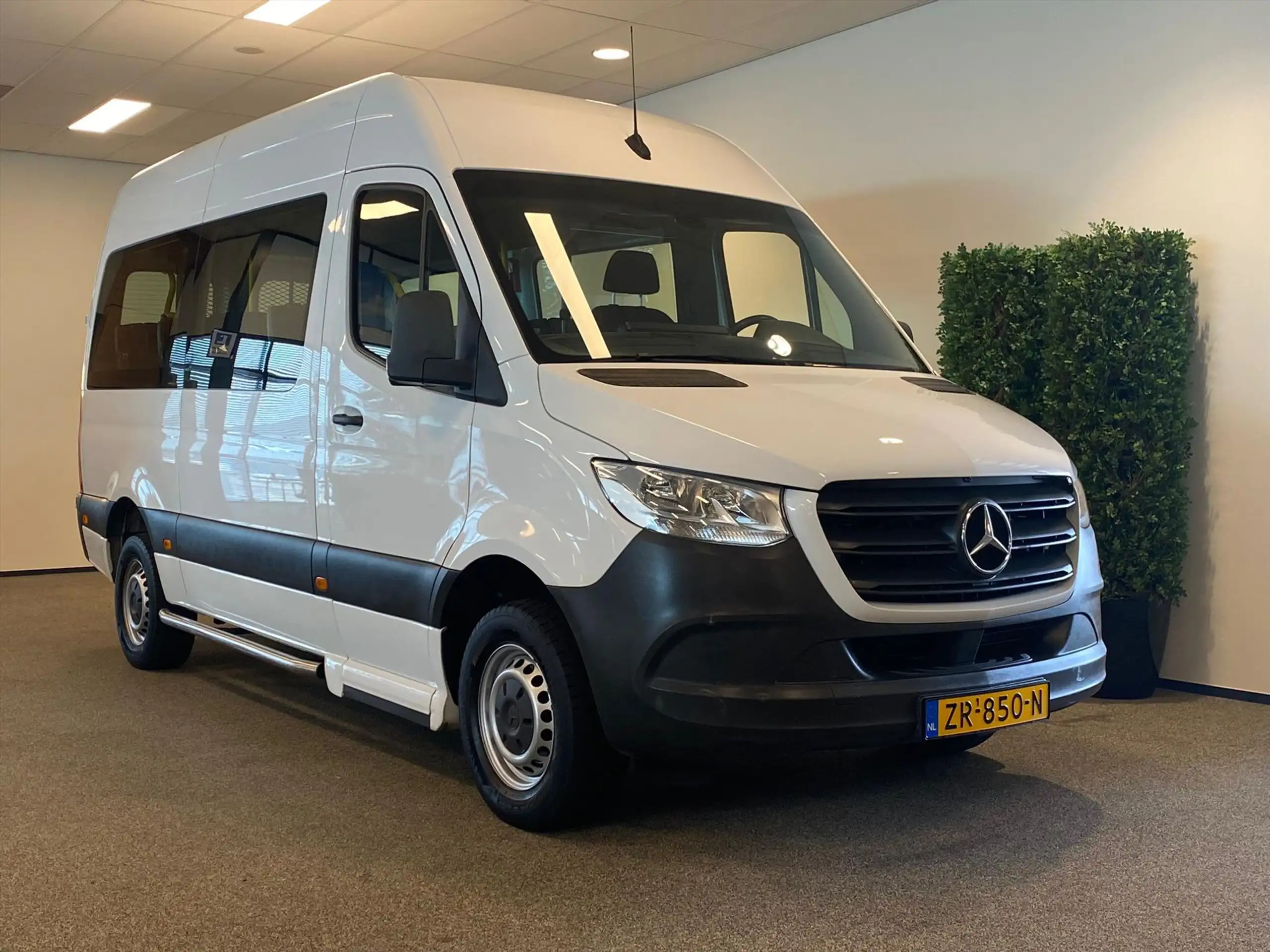 Mercedes-Benz - Sprinter