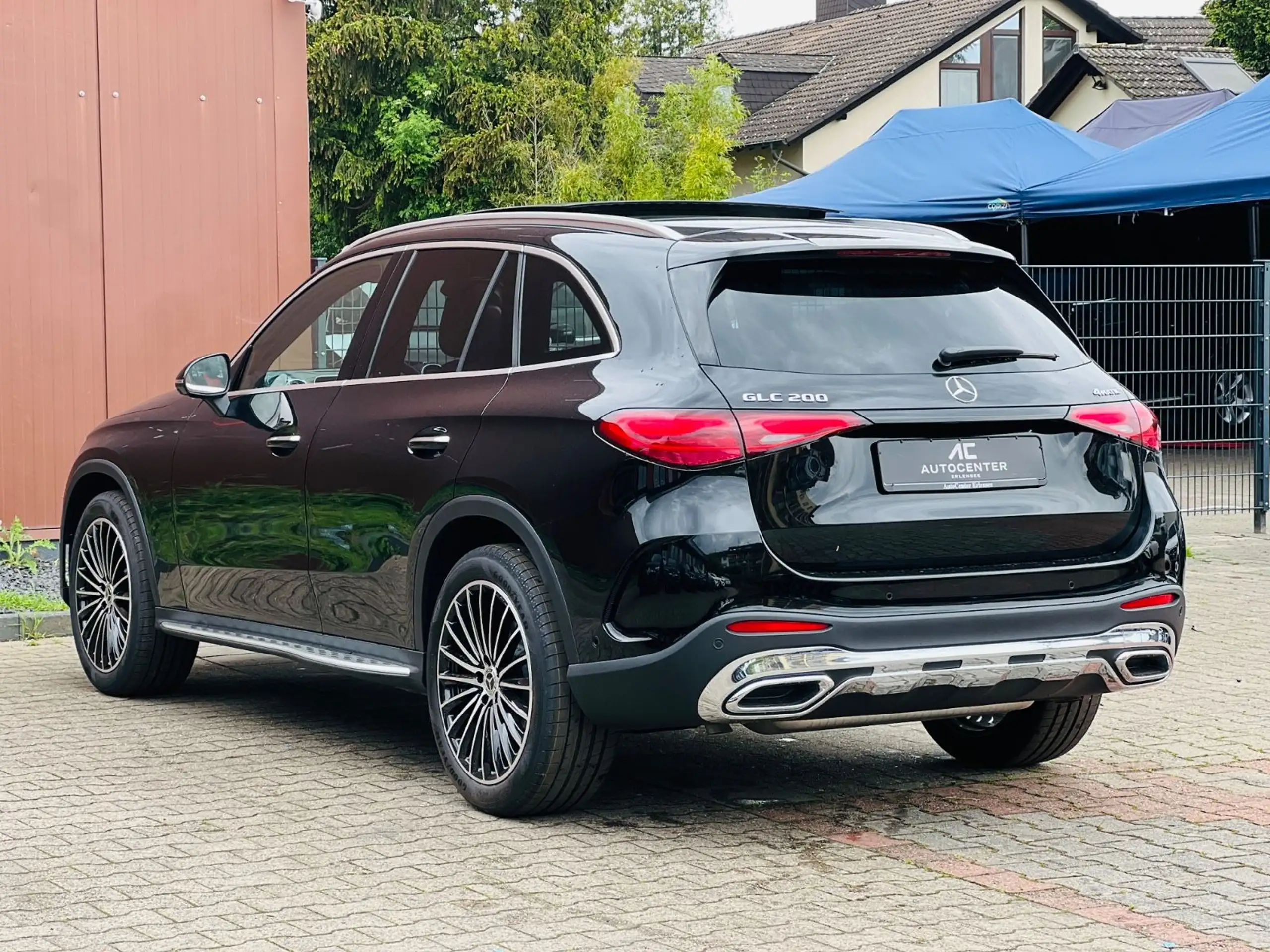 Mercedes-Benz - GLC 200