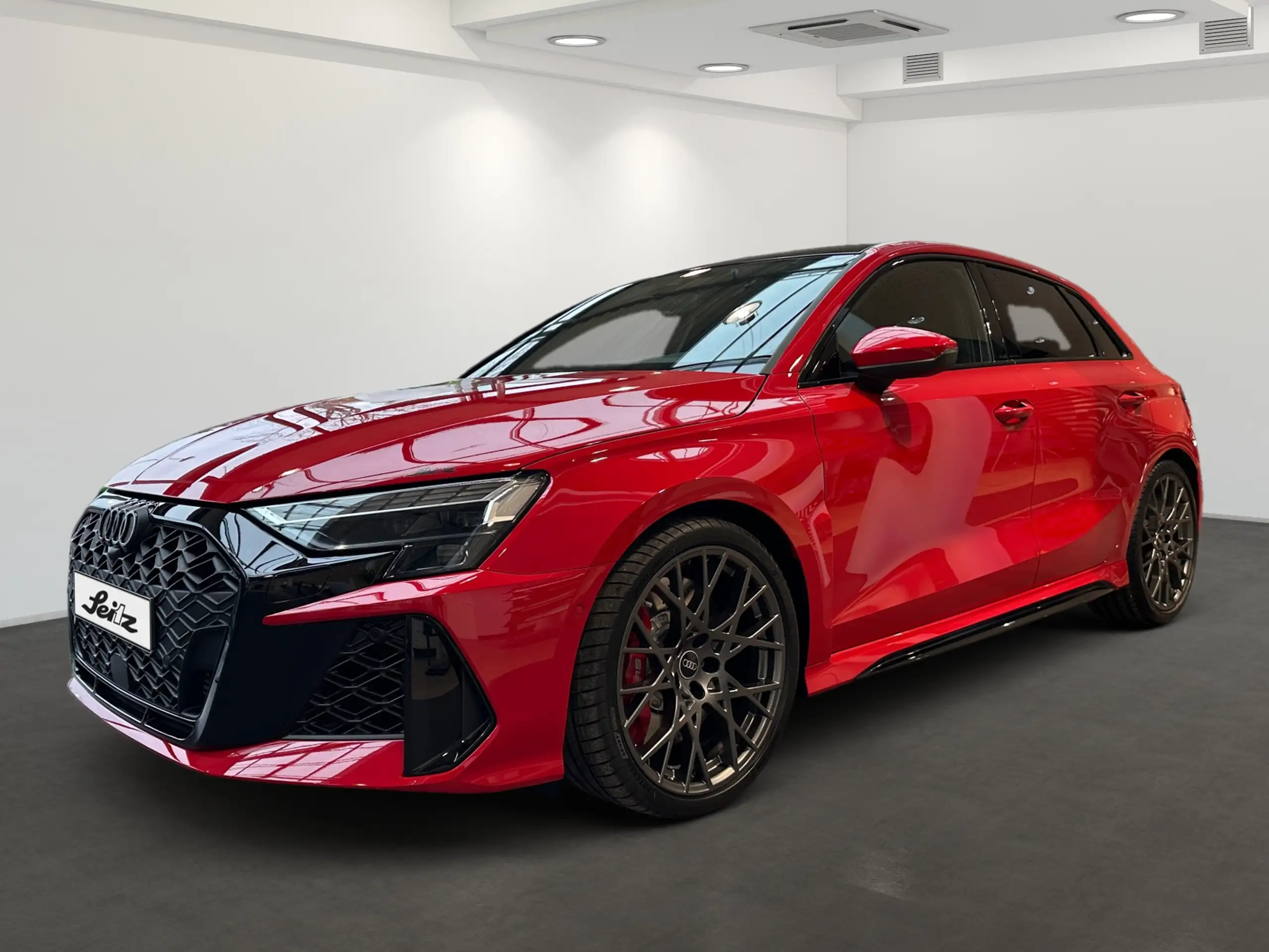 Audi - RS3