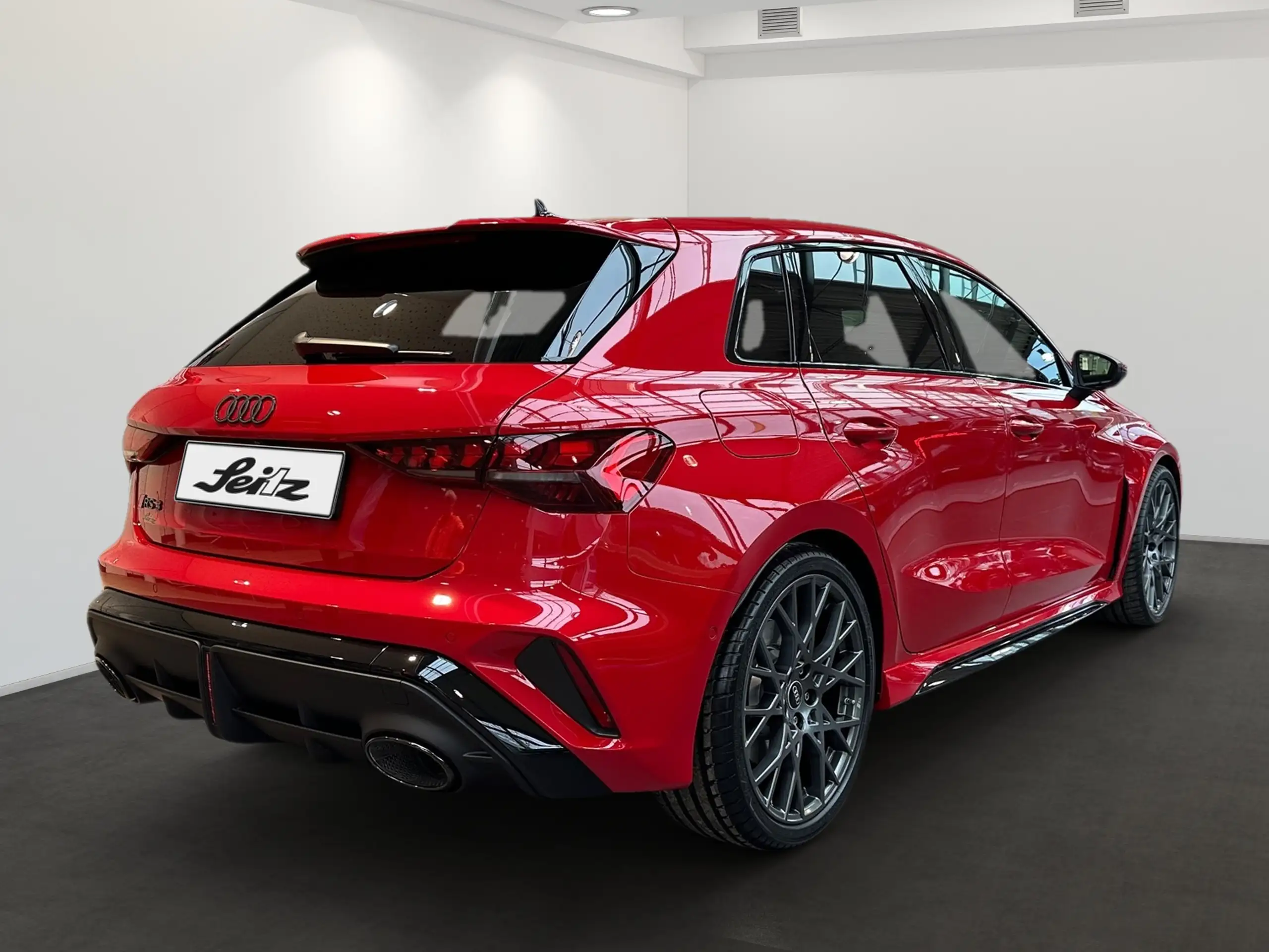 Audi - RS3