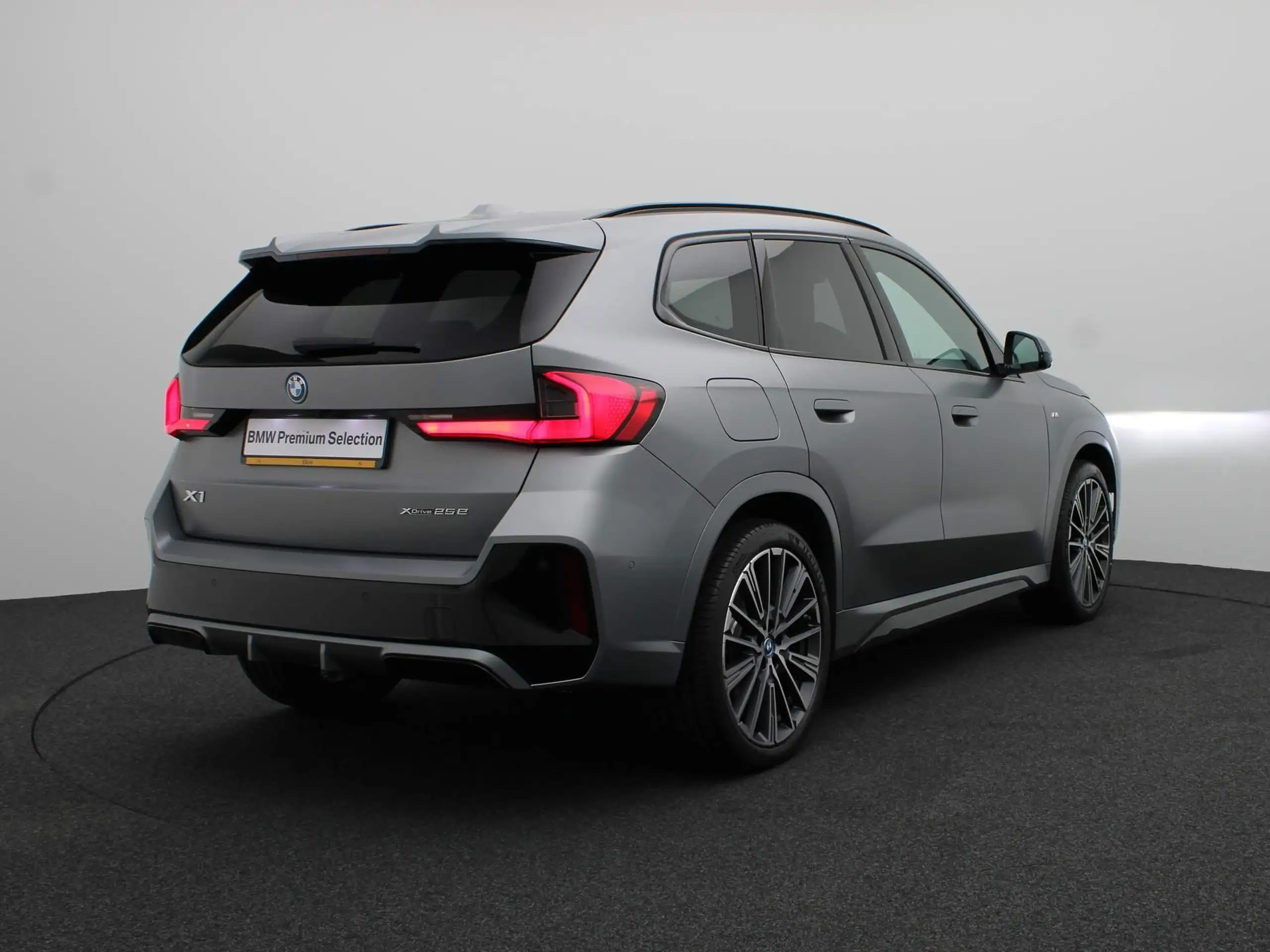 BMW - X1