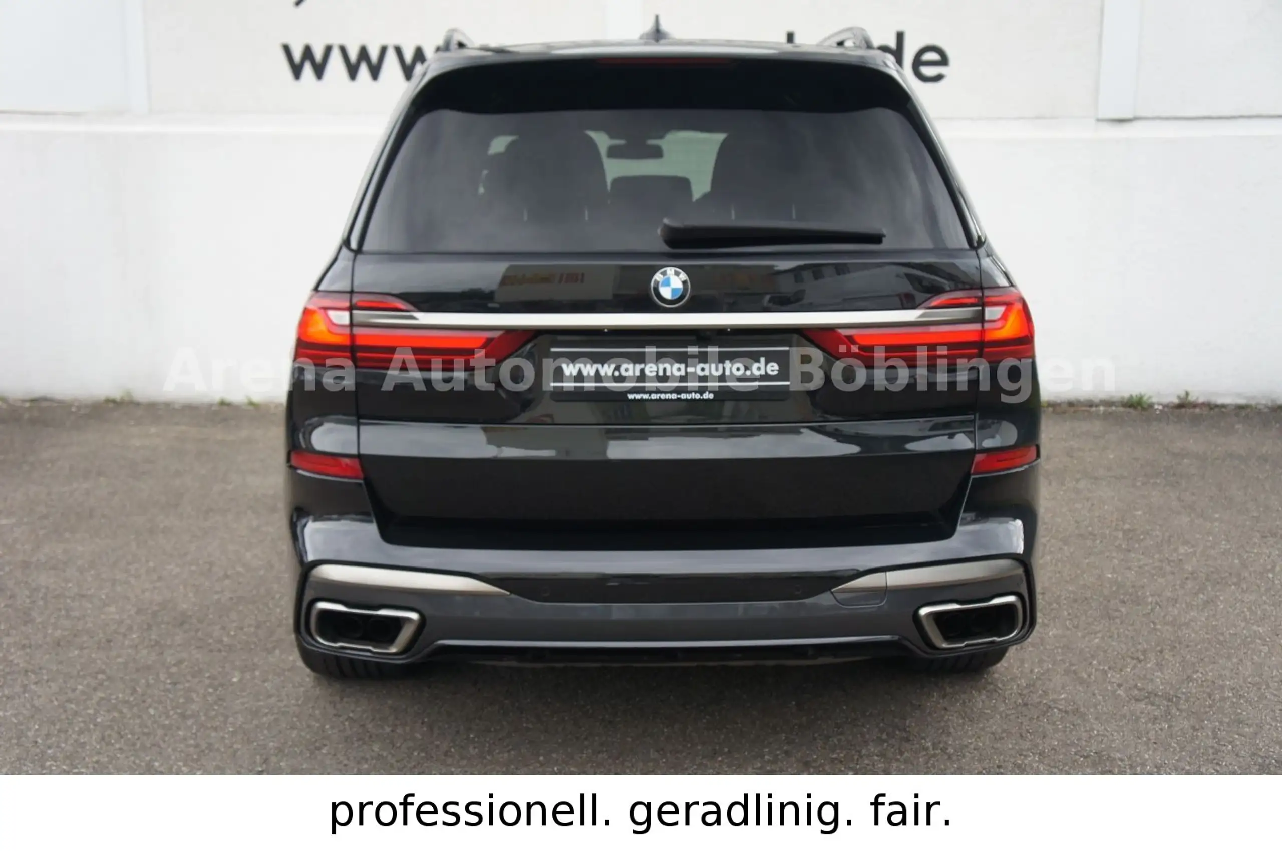 BMW - X7