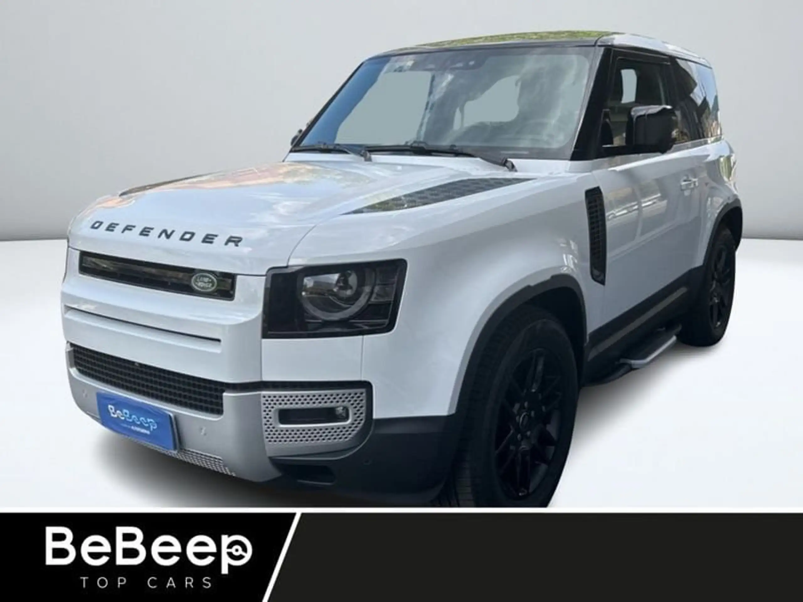 Land Rover Defender 2023