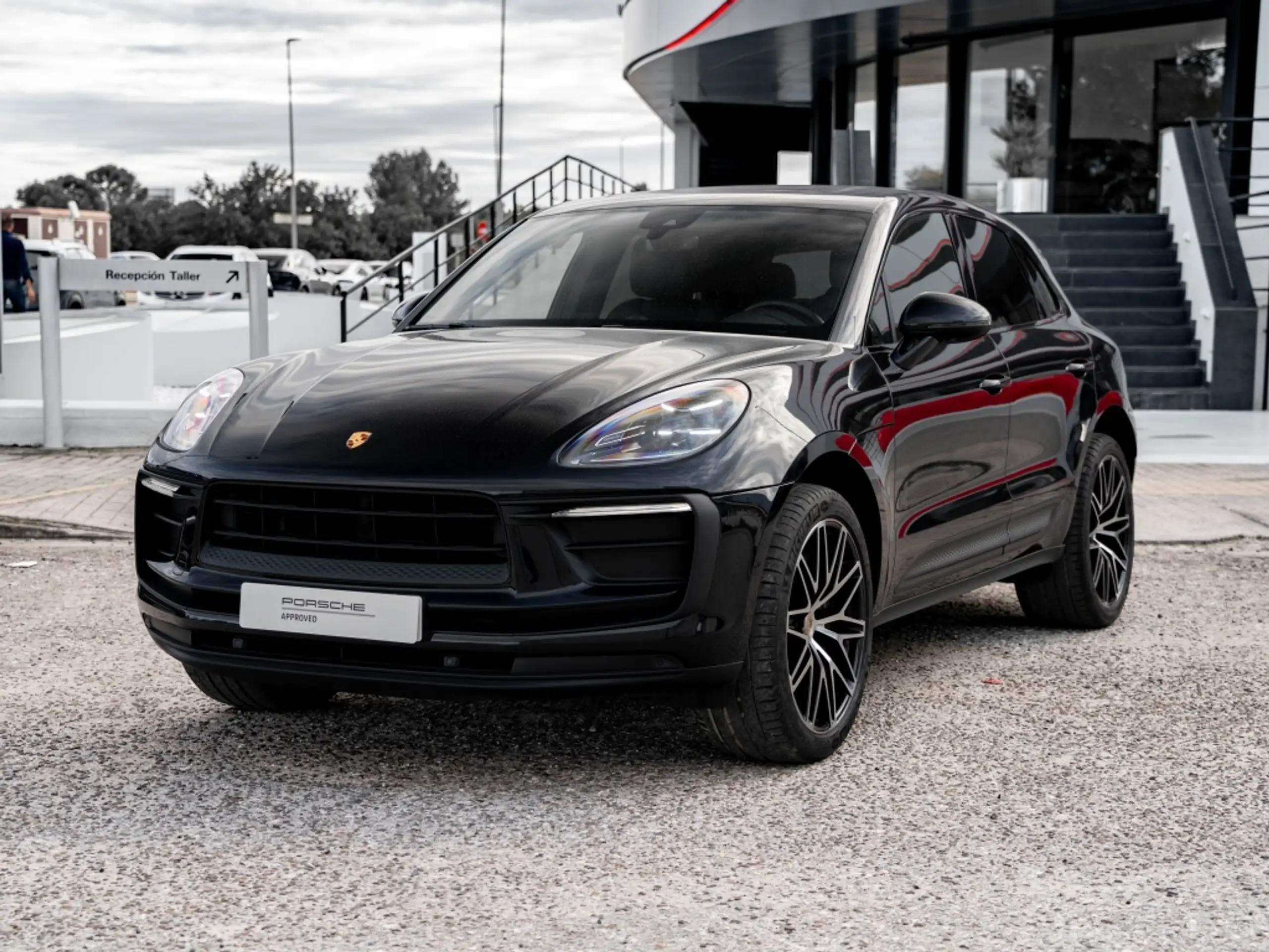 Porsche - Macan