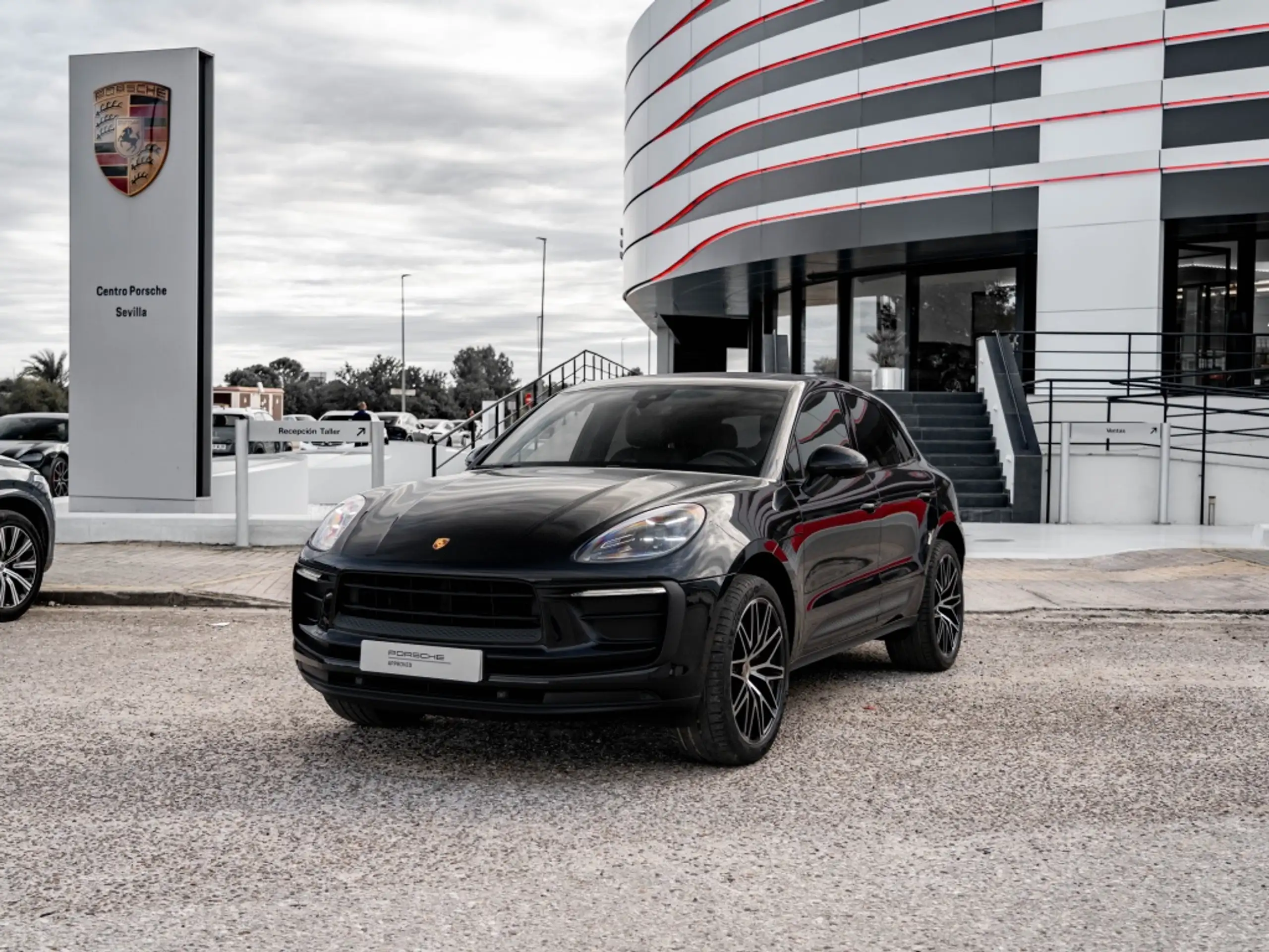 Porsche - Macan