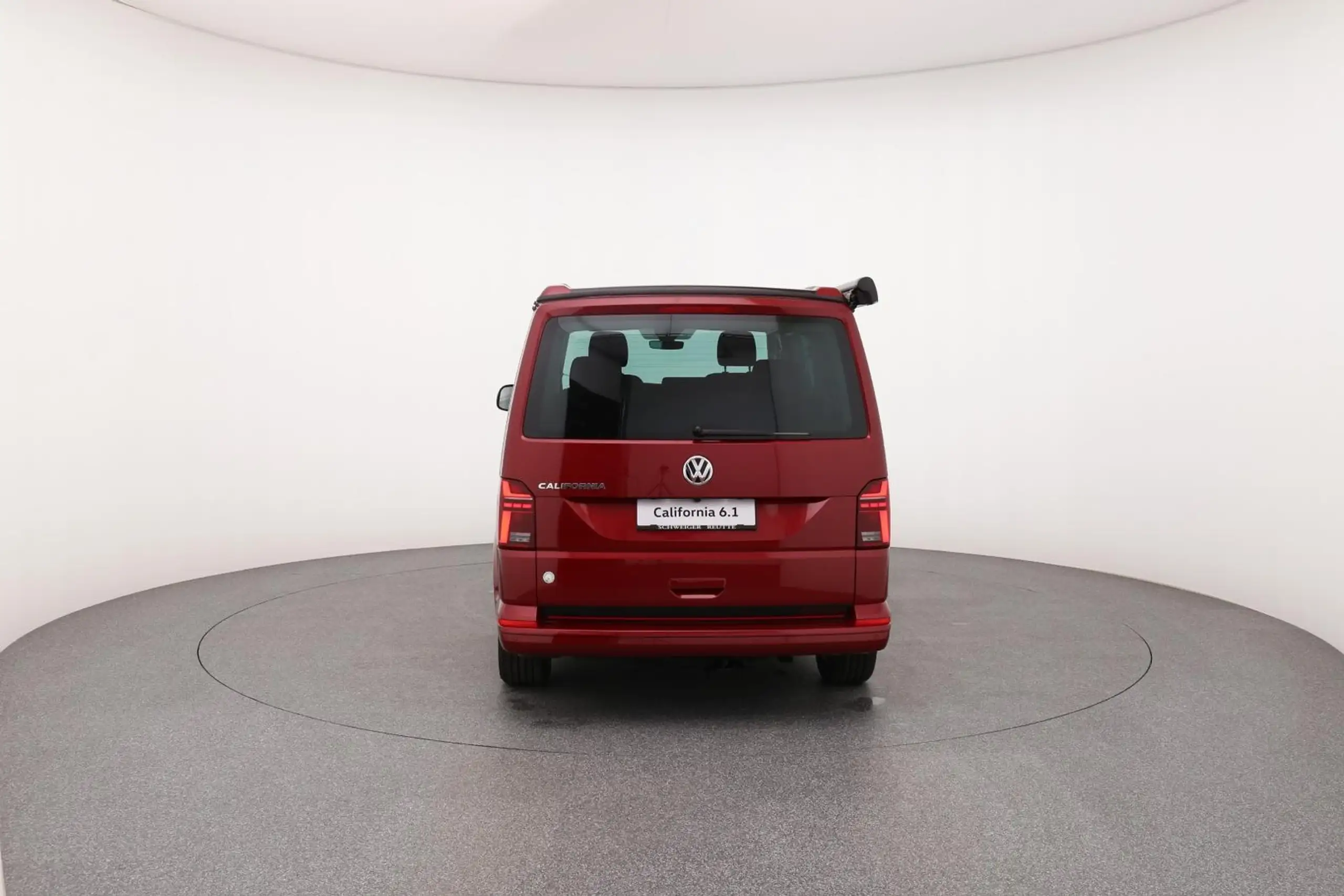 Volkswagen - T6.1 California