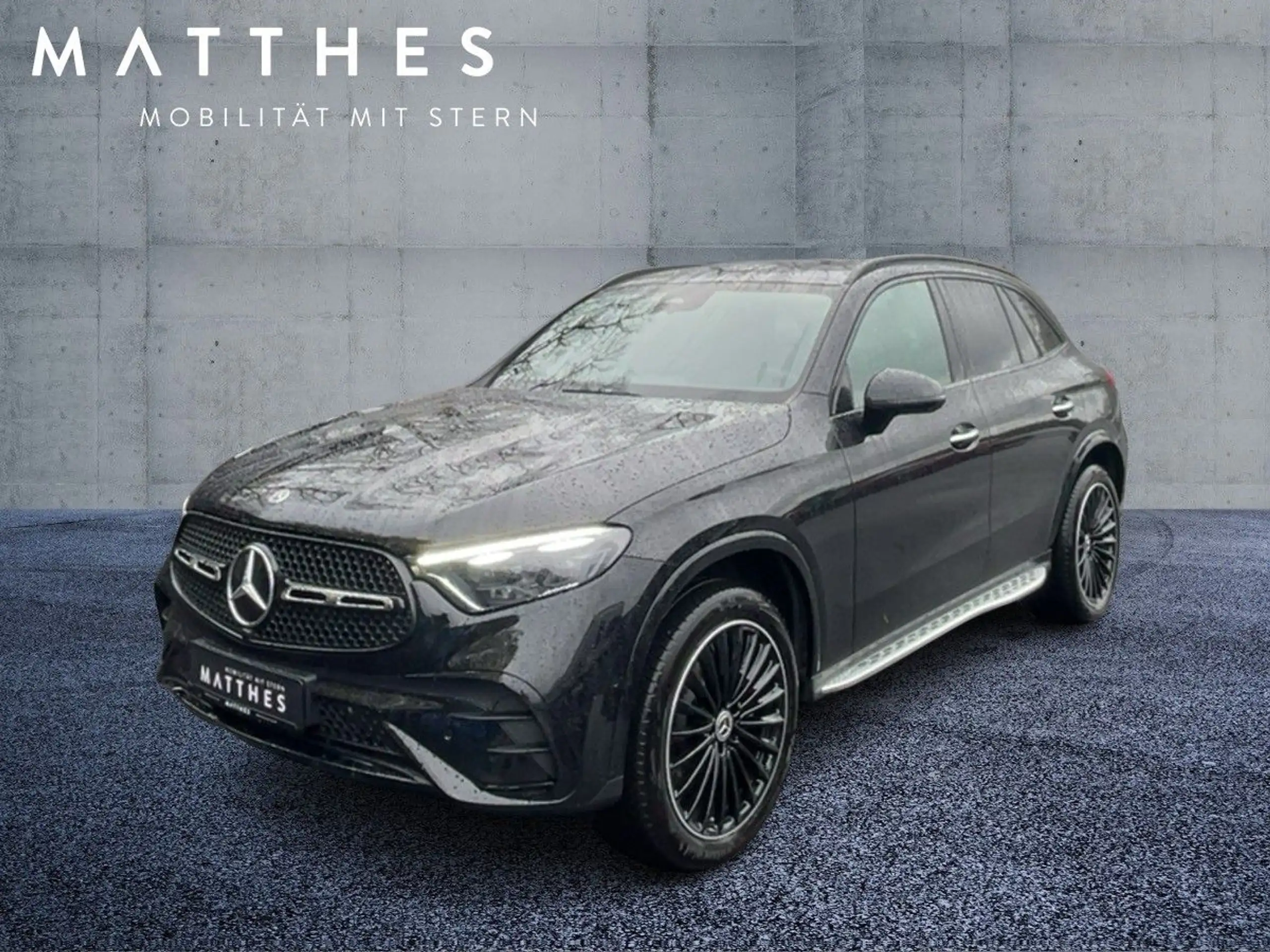 Mercedes-Benz - GLC 300