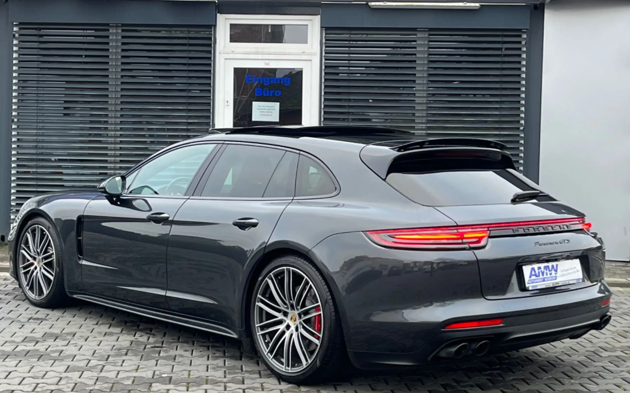 Porsche - Panamera