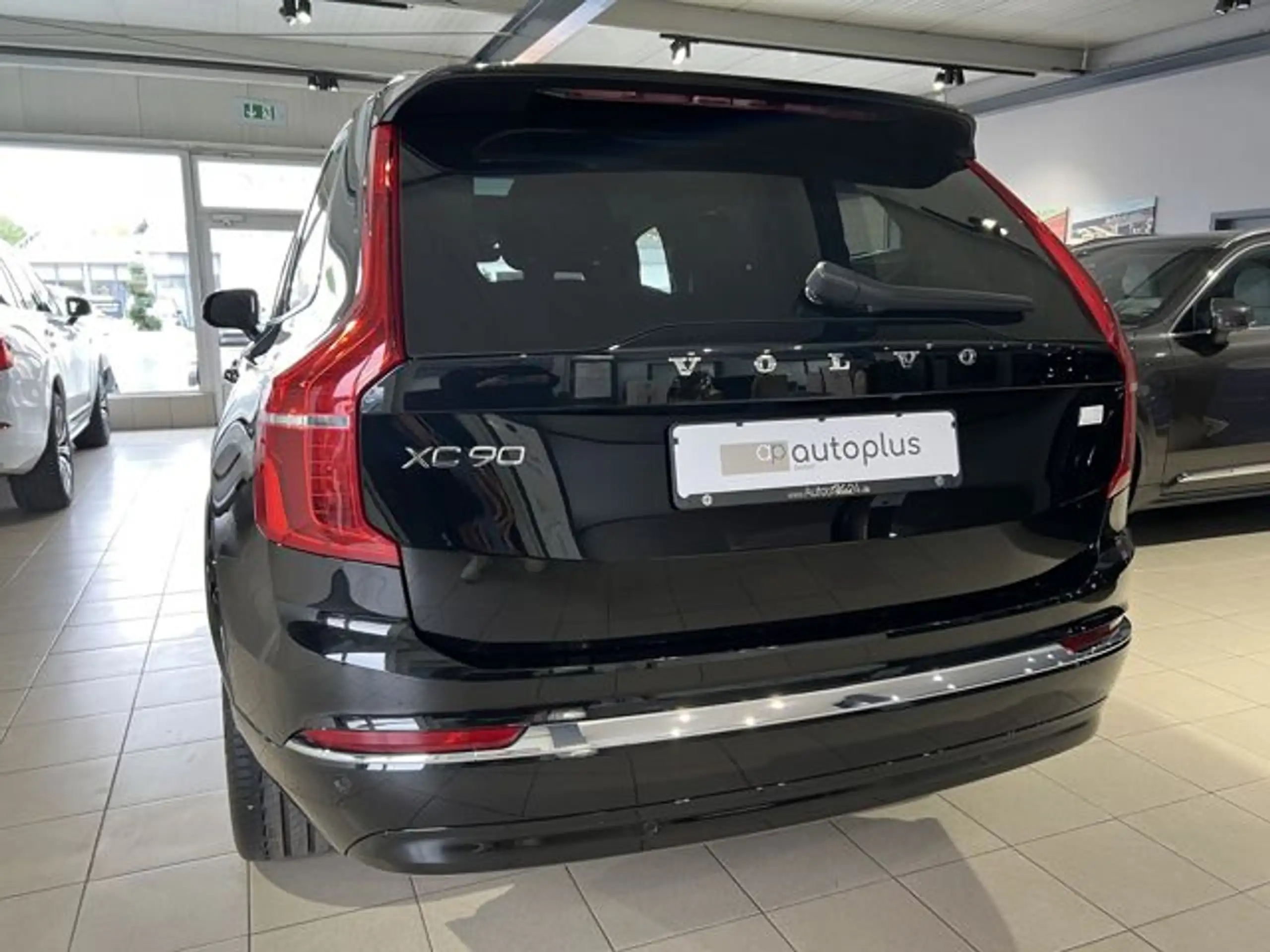 Volvo - XC90