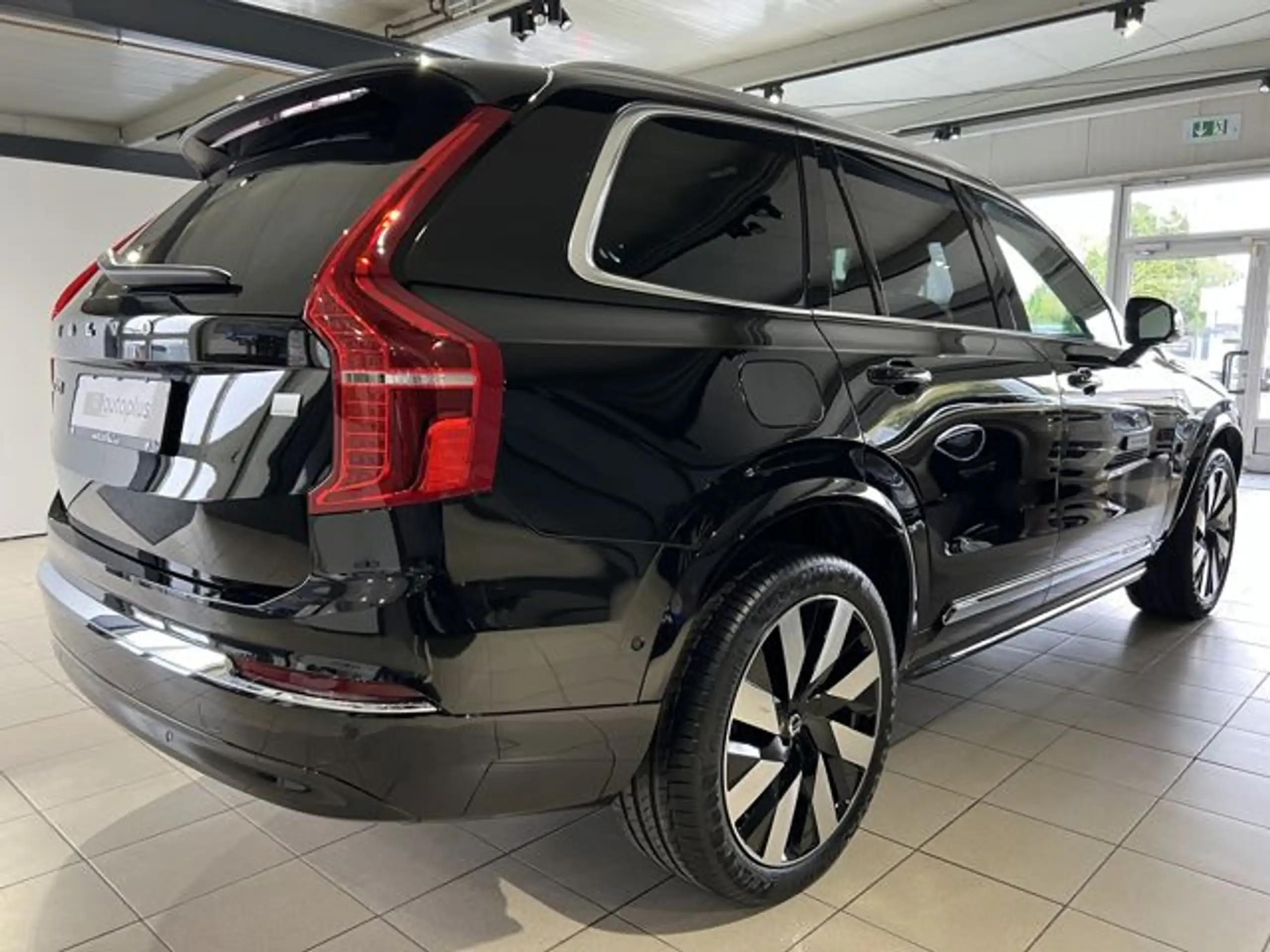 Volvo - XC90