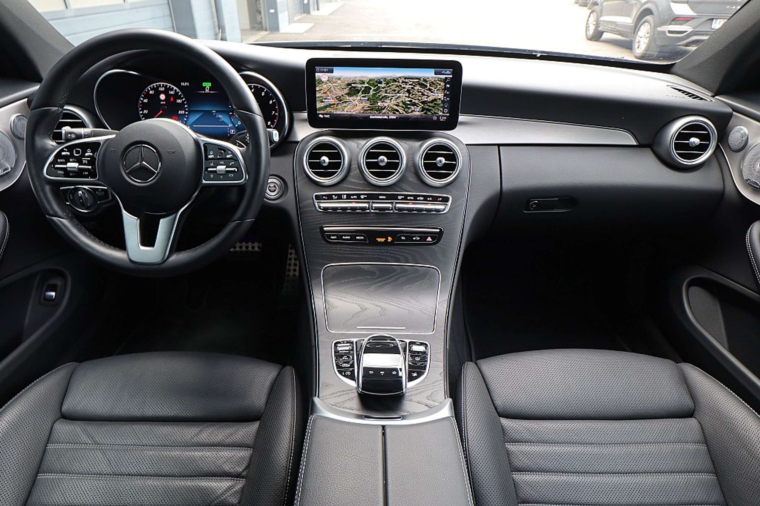 Mercedes-Benz - C 300