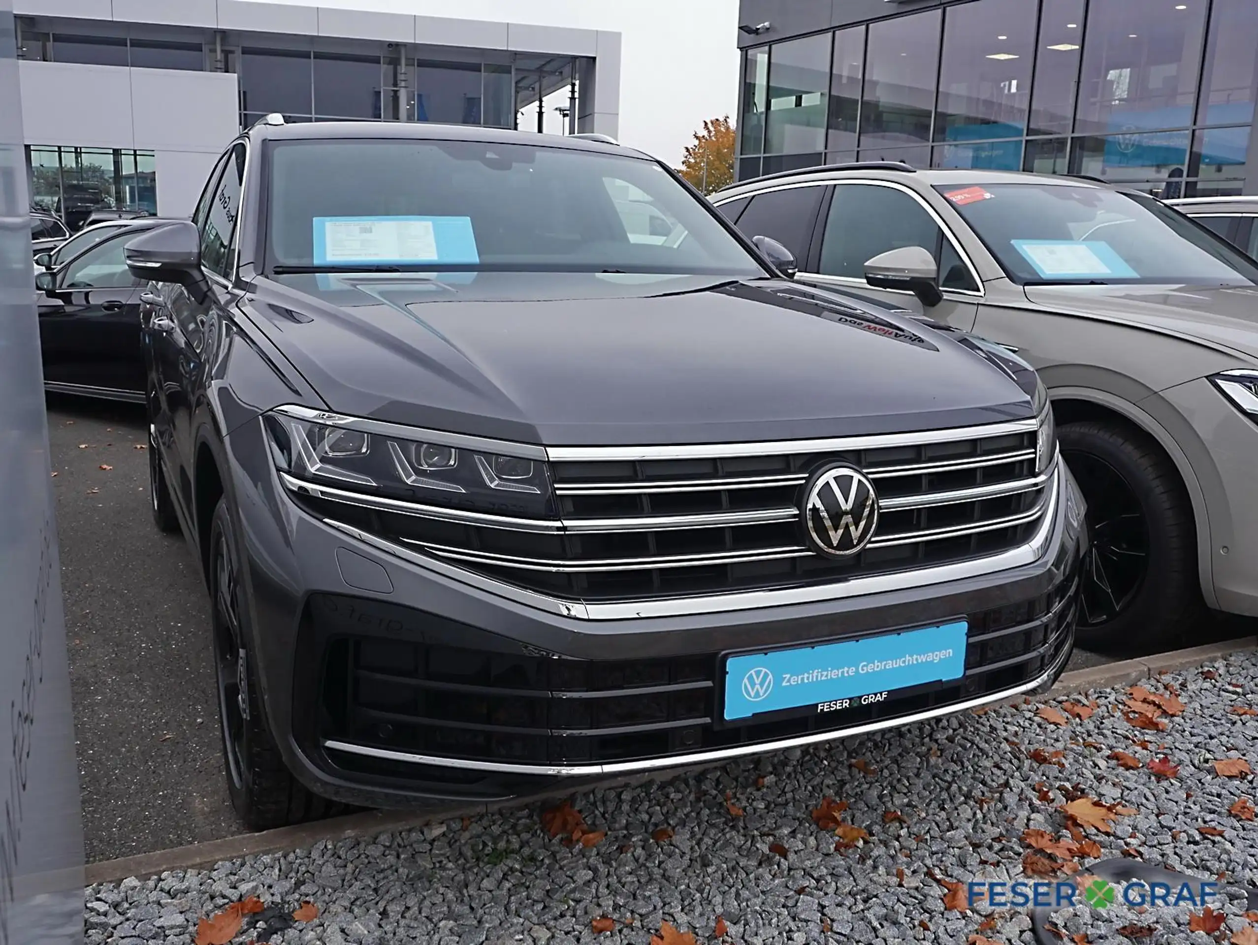 Volkswagen - Touareg