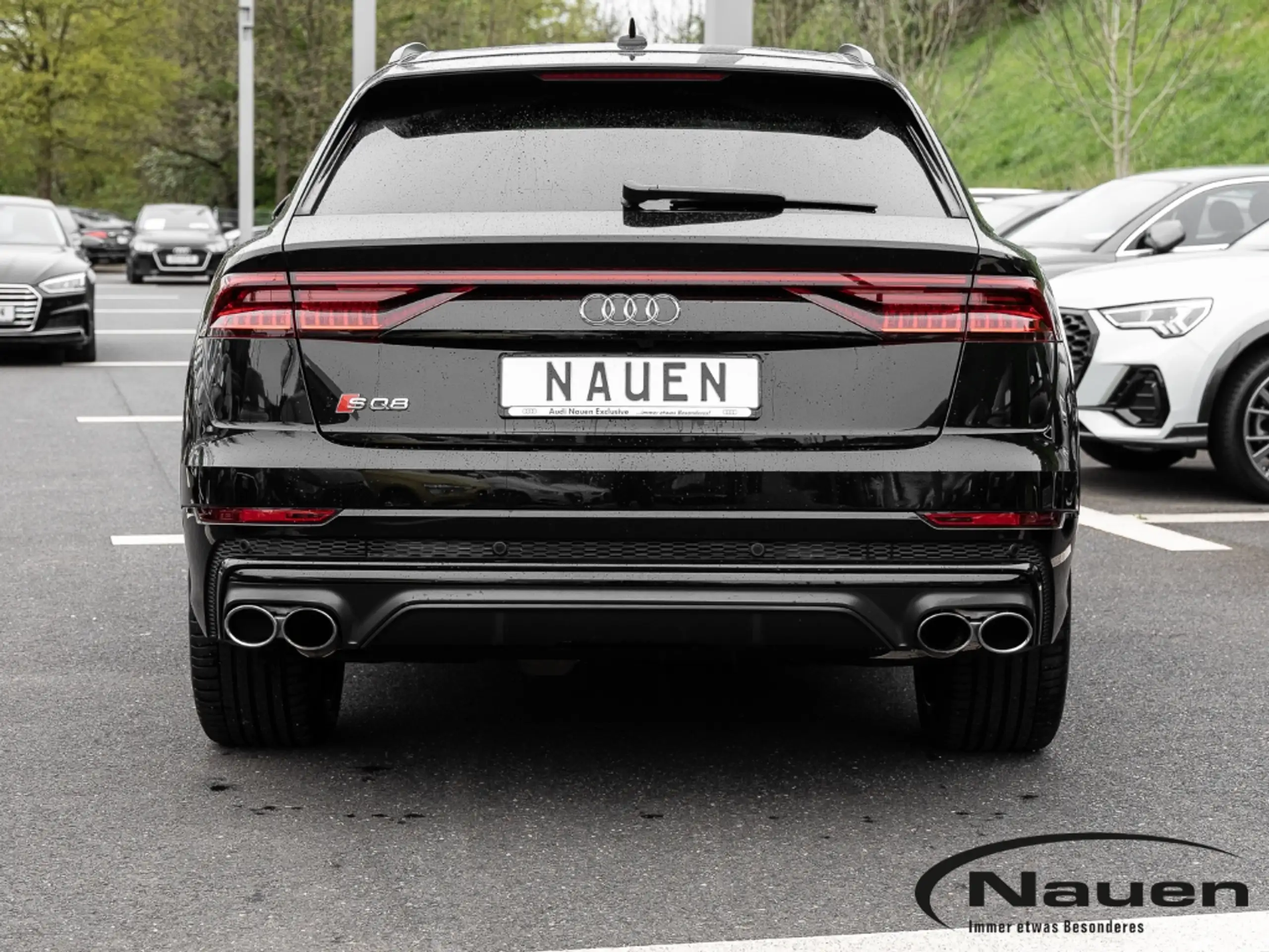 Audi - SQ8