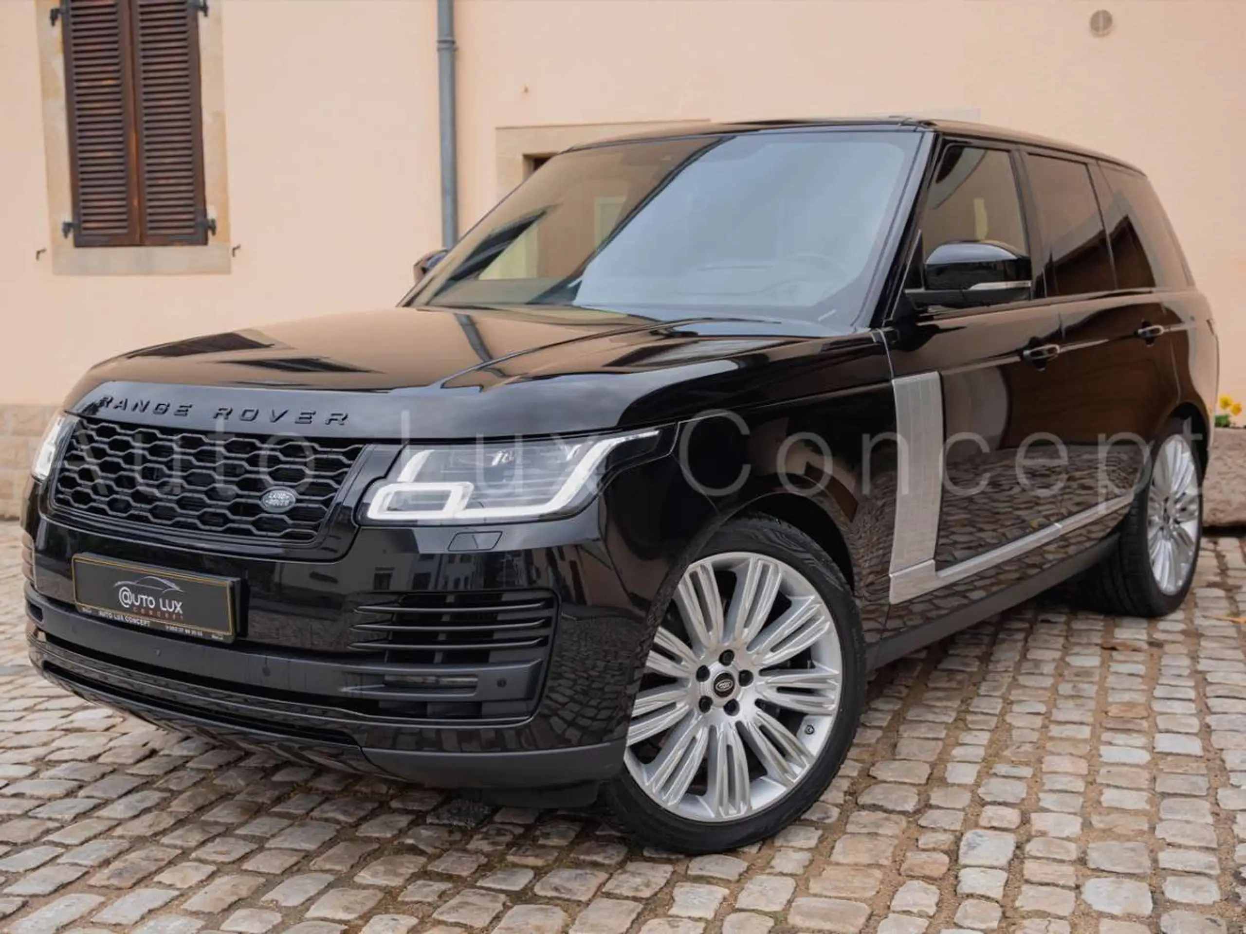 Land Rover - Range Rover