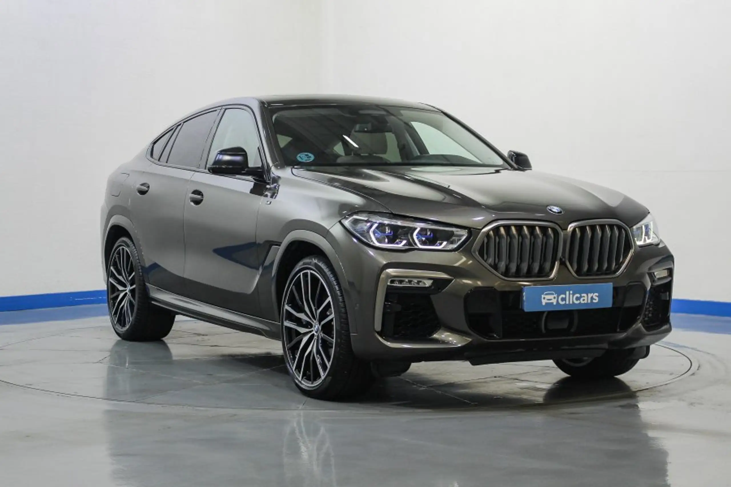 BMW - X6