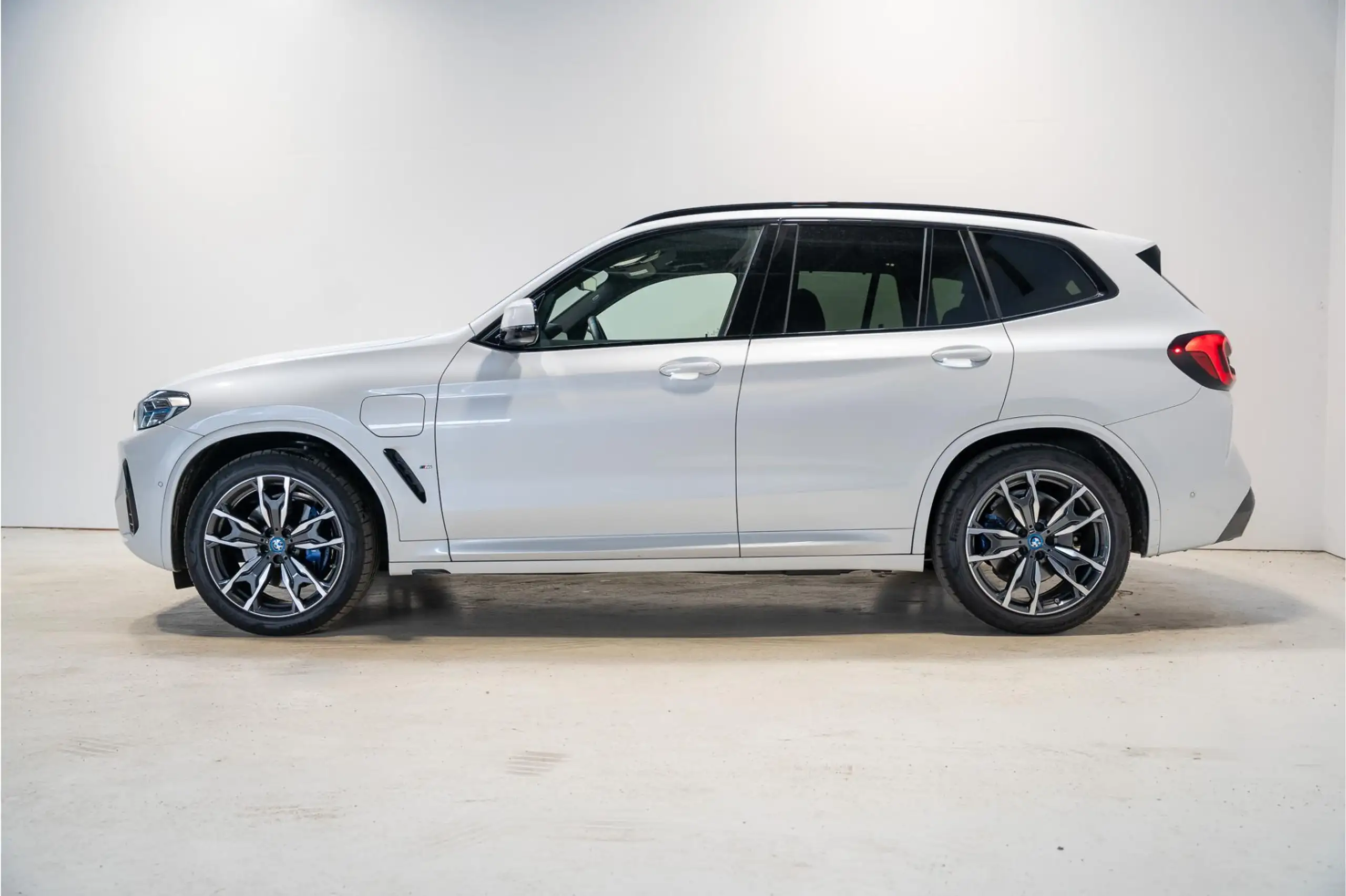 BMW - X3