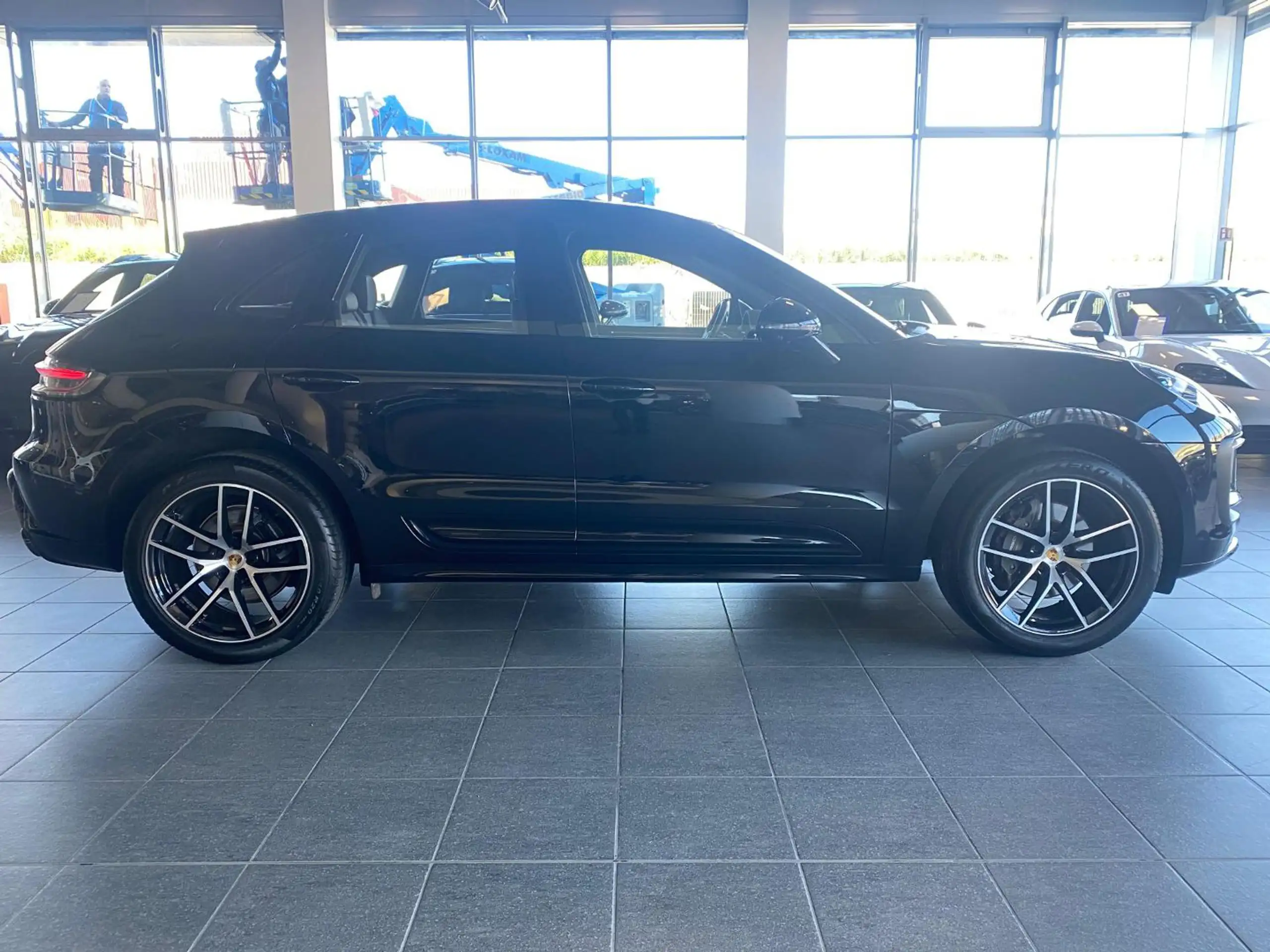 Porsche - Macan