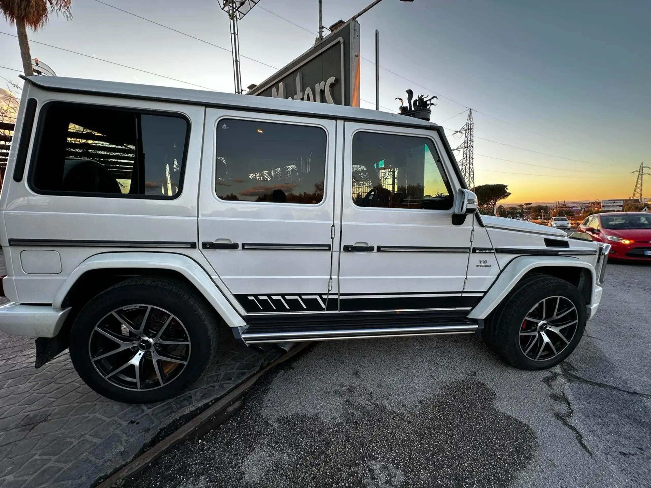 Mercedes-Benz - G 63 AMG