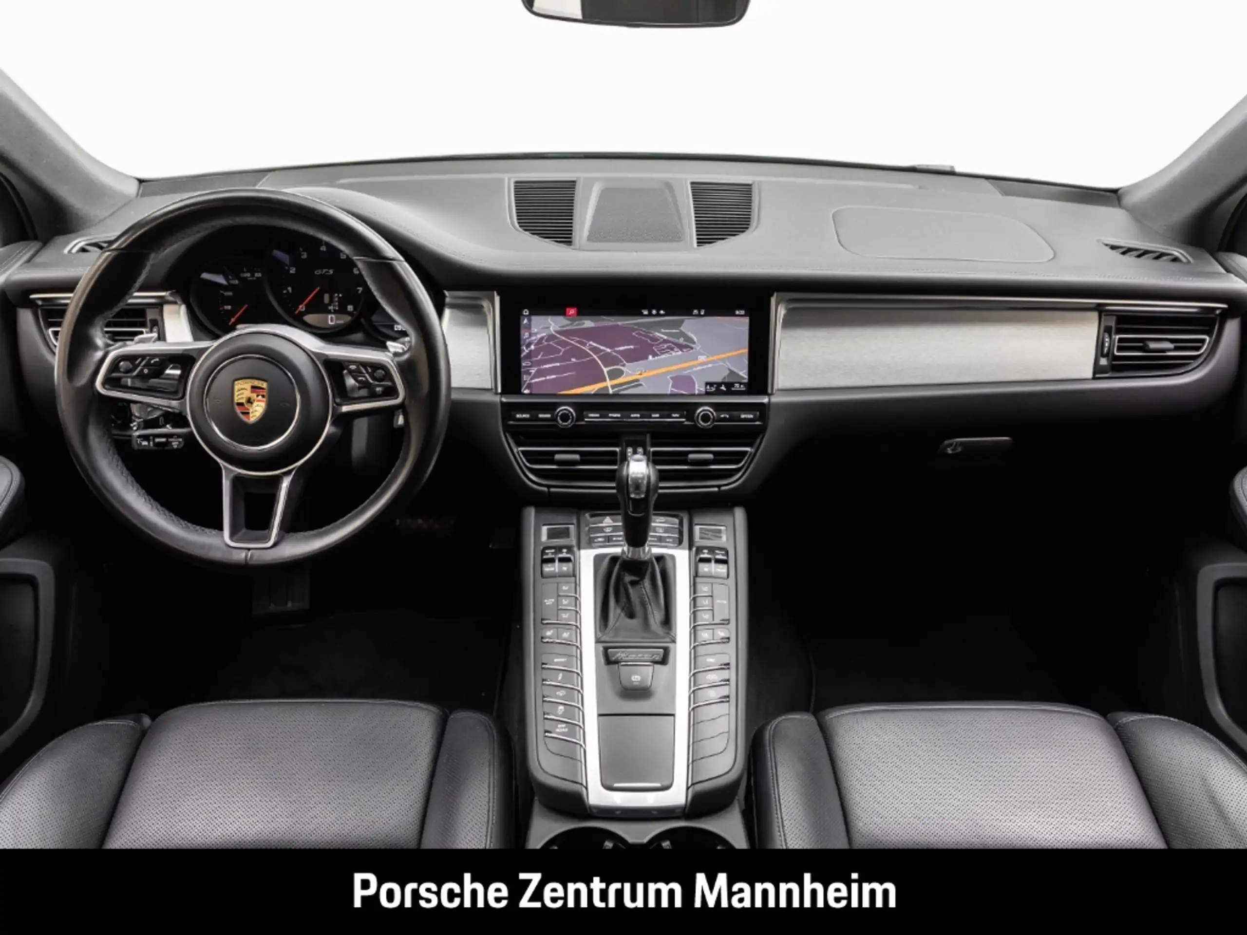 Porsche - Macan