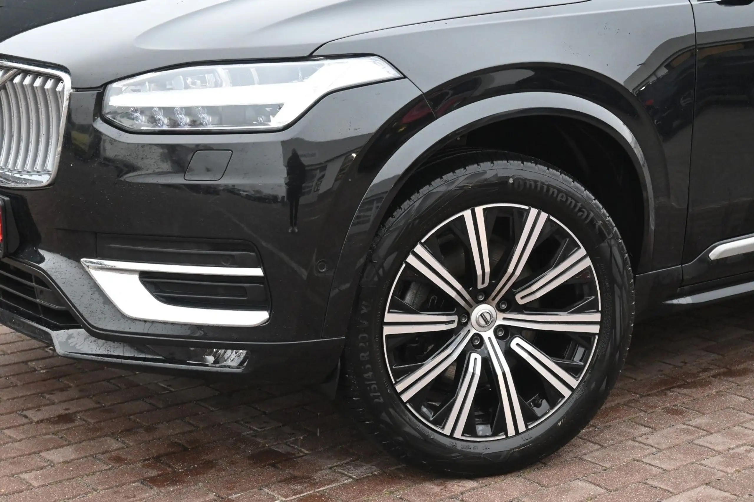 Volvo - XC90