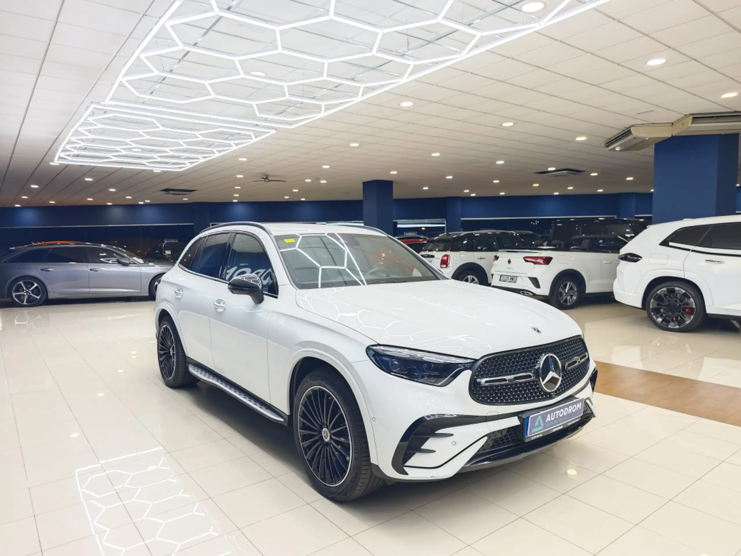 Mercedes-Benz - GLC 300