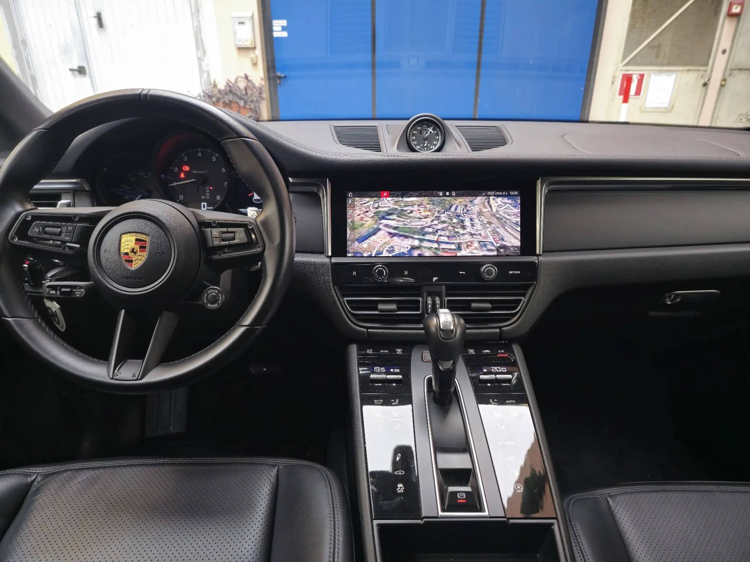 Porsche - Macan