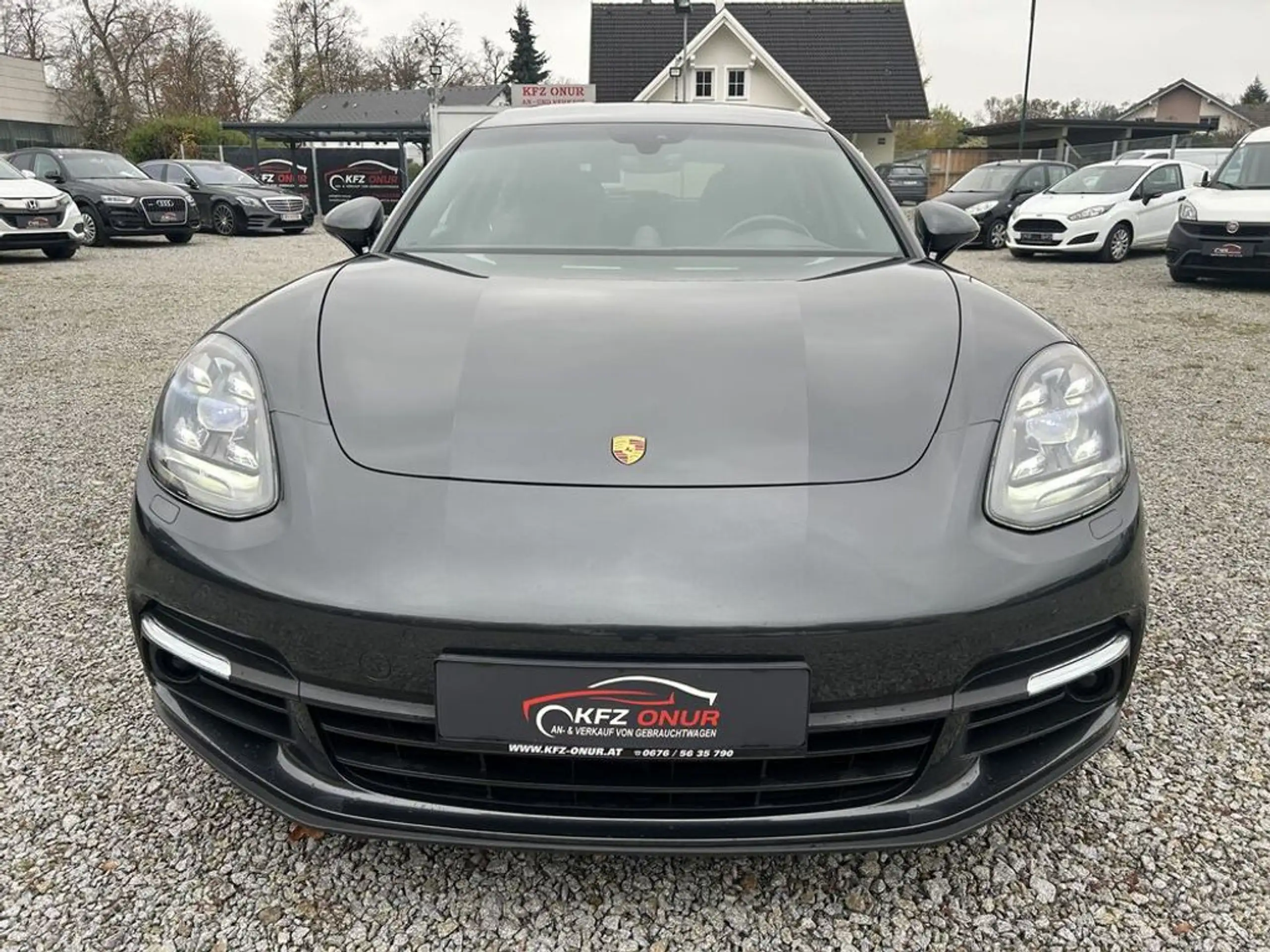 Porsche - Panamera