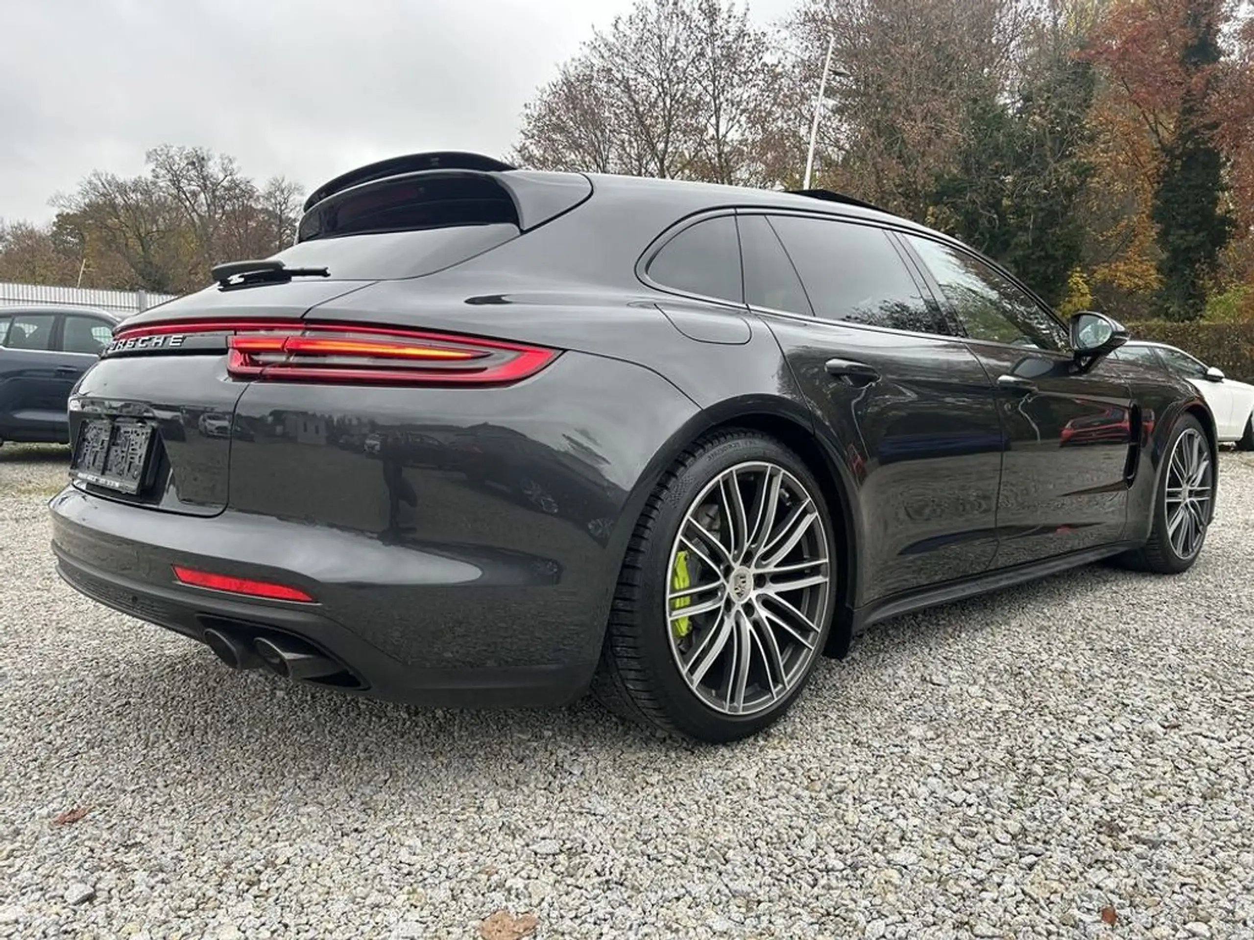 Porsche - Panamera