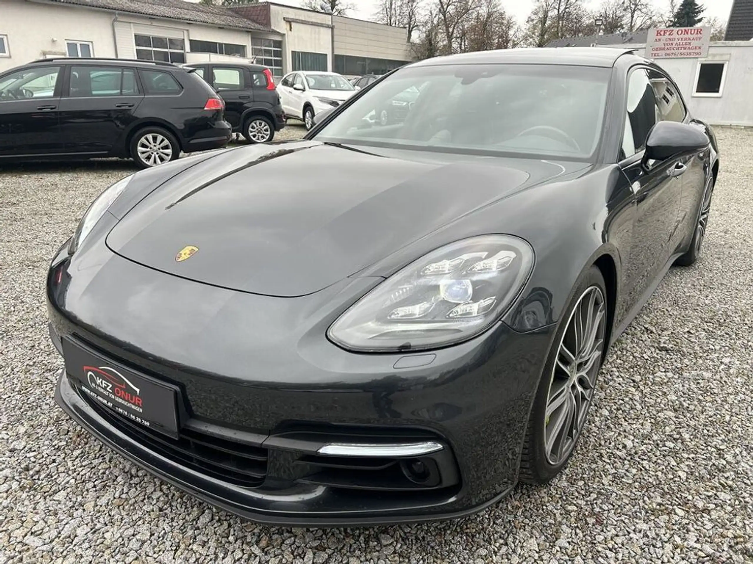 Porsche - Panamera