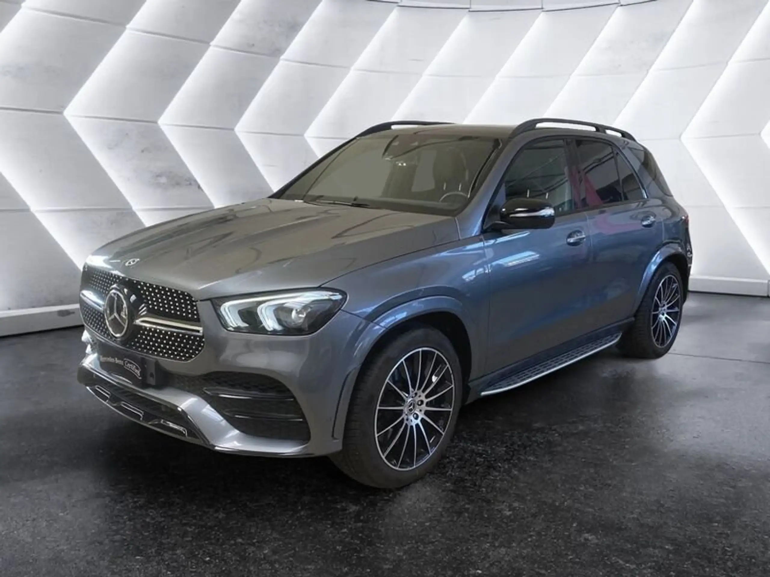 Mercedes-Benz - GLE 350