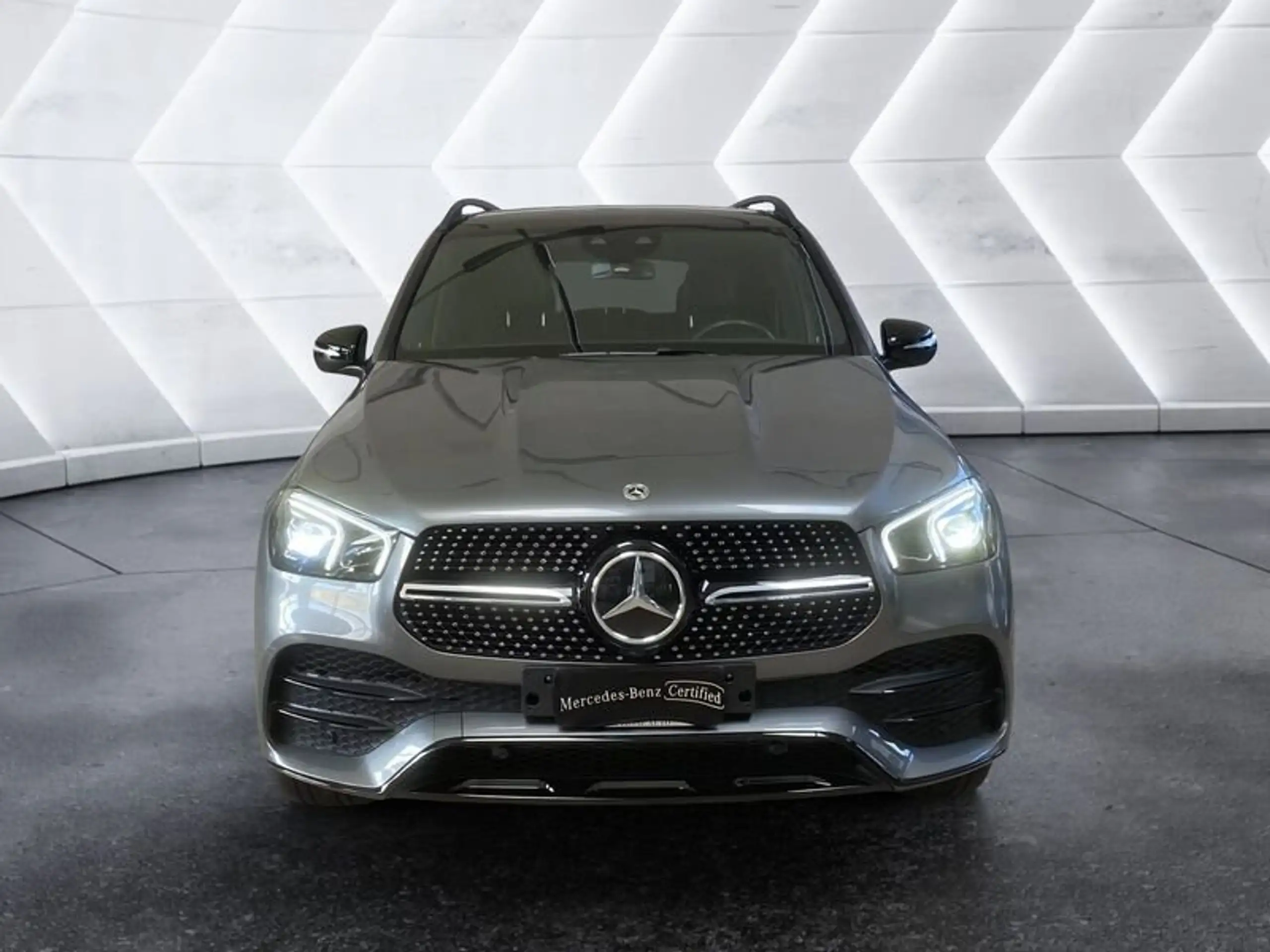 Mercedes-Benz - GLE 350