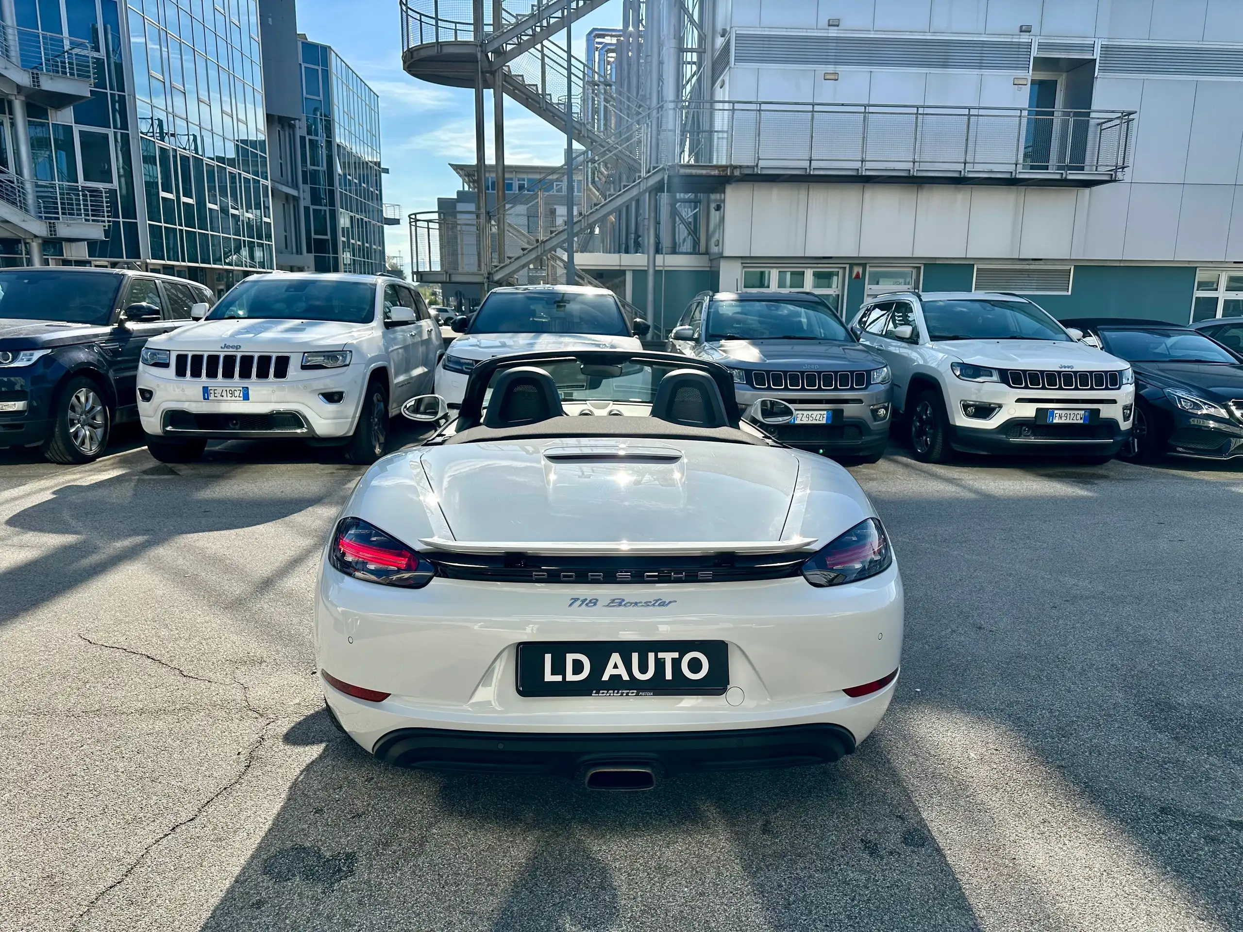 Porsche - 718 Spyder