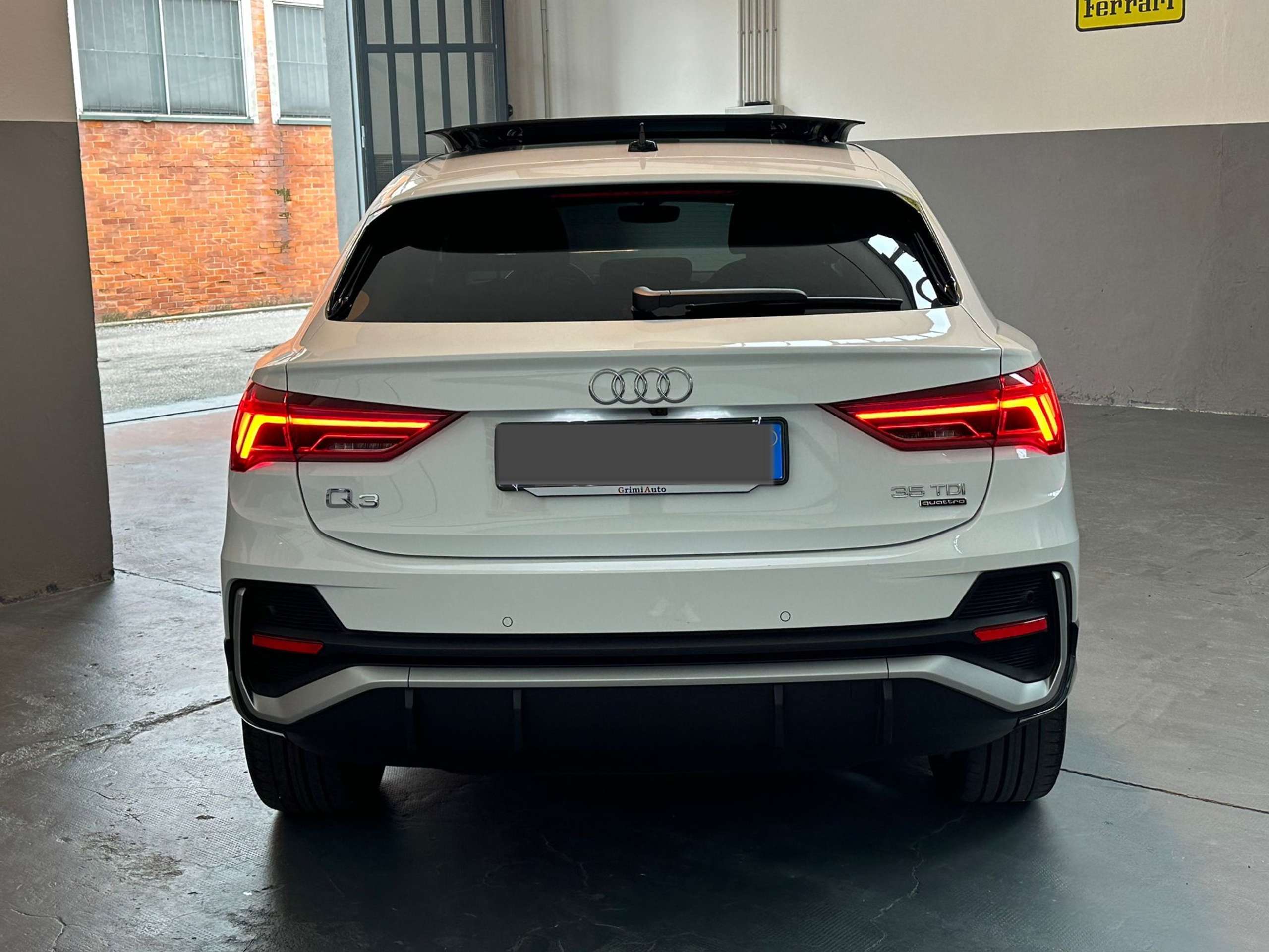 Audi - Q3