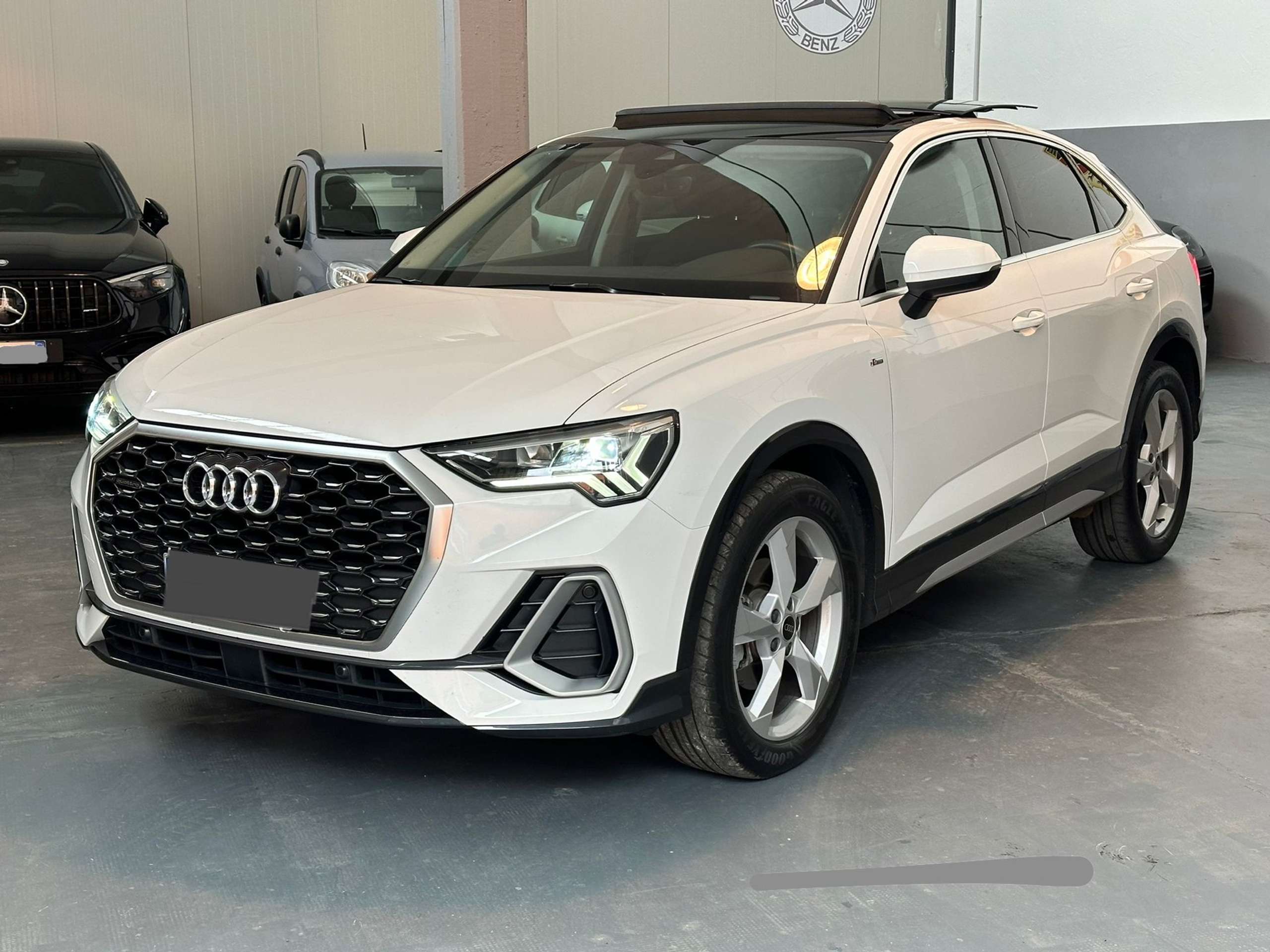 Audi - Q3