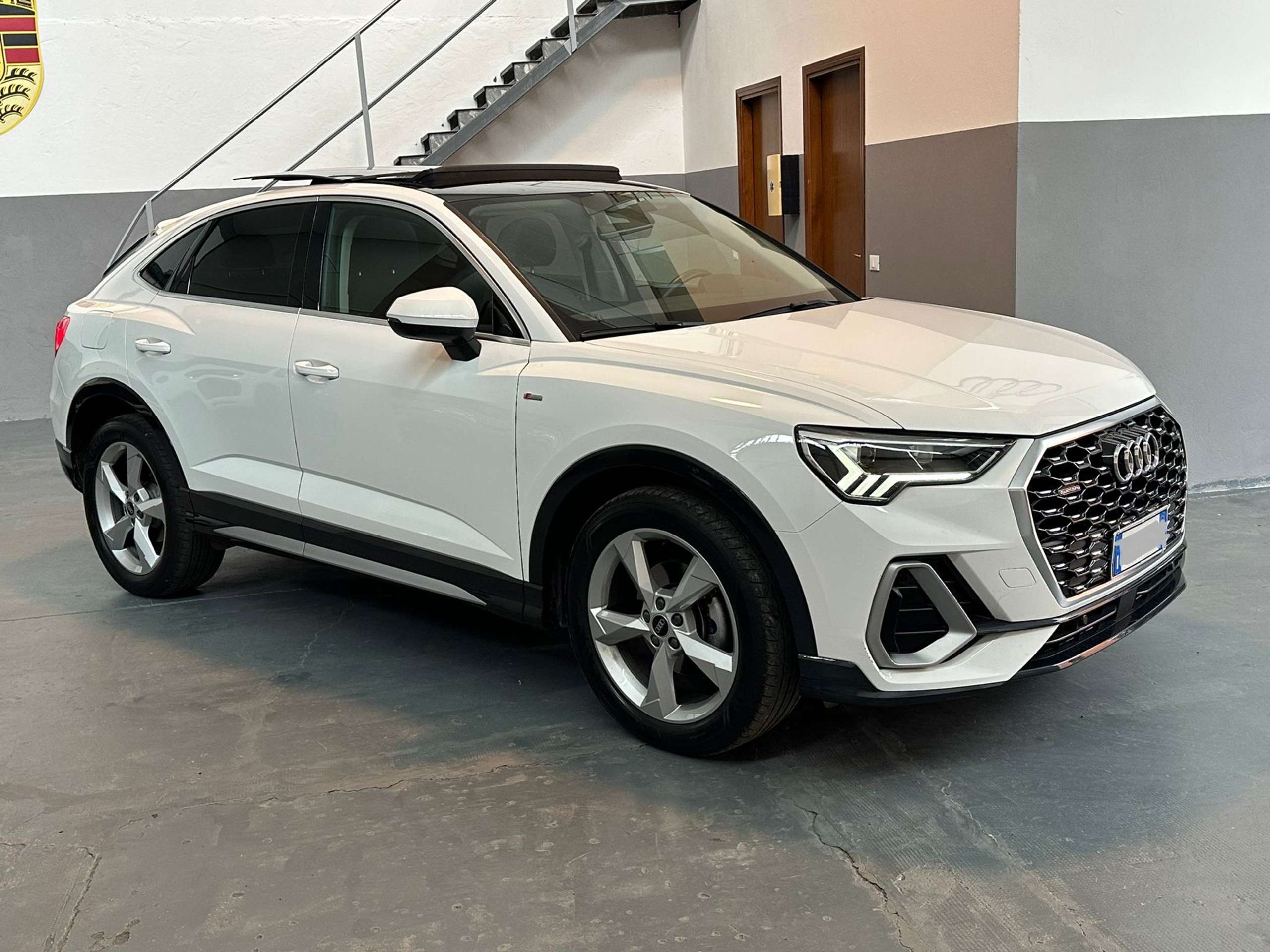 Audi - Q3