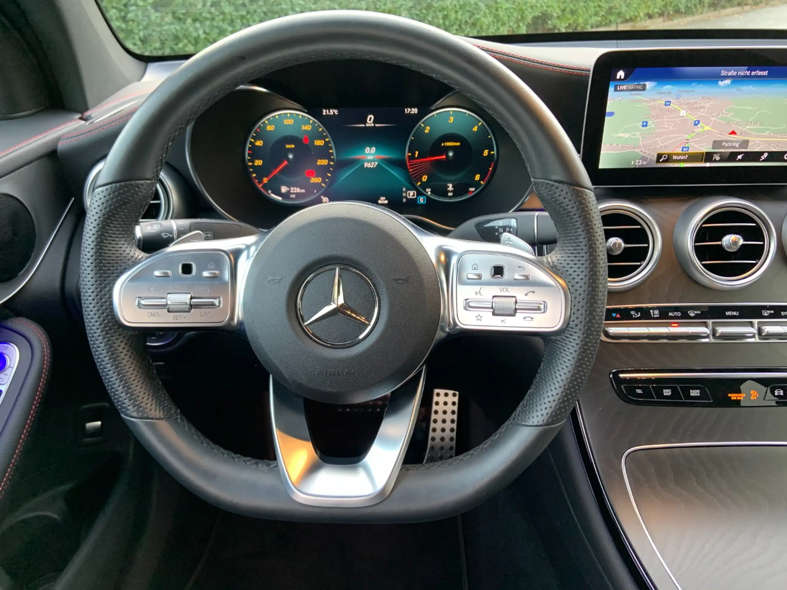 Mercedes-Benz - GLC 300