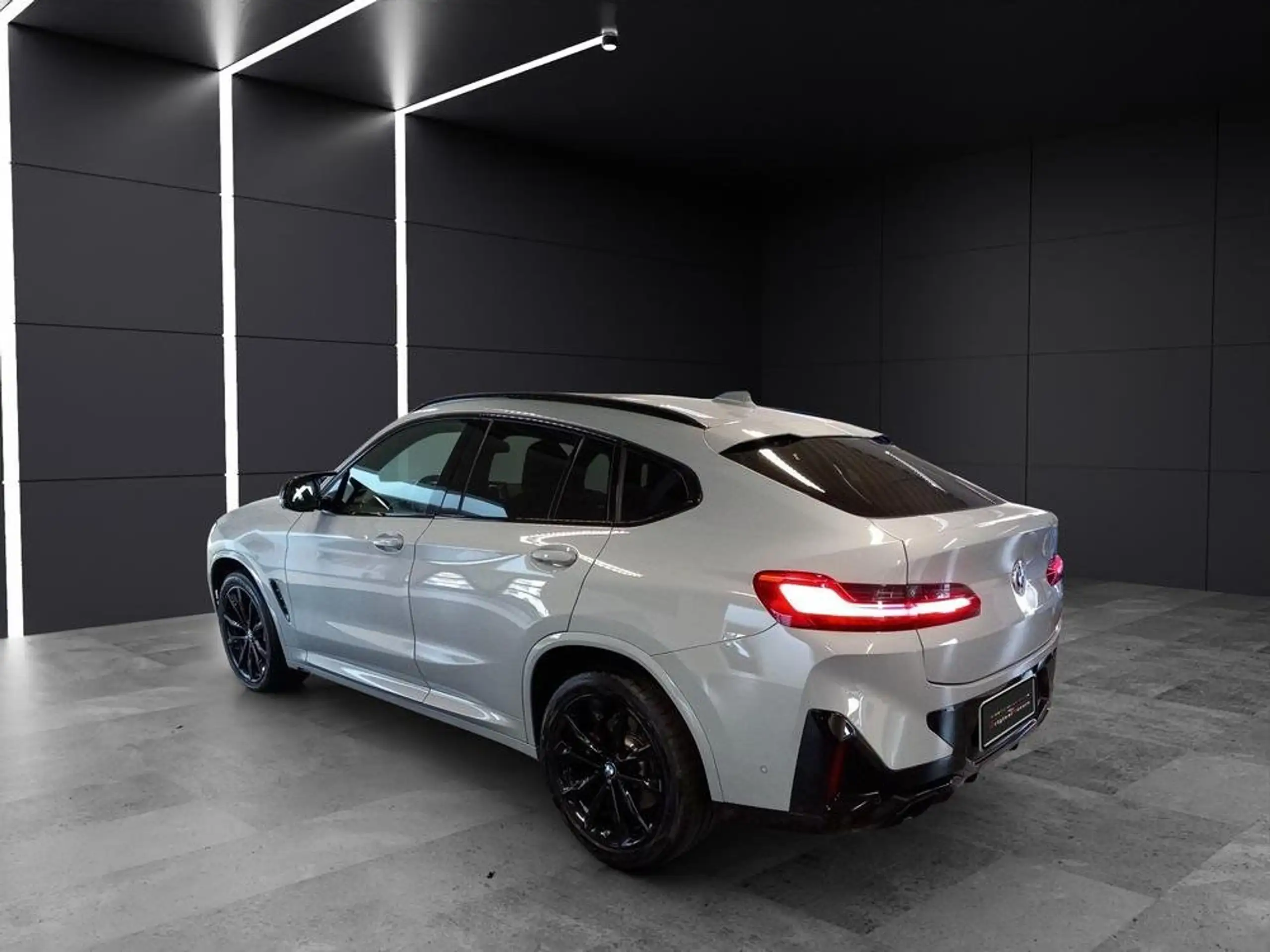 BMW - X4