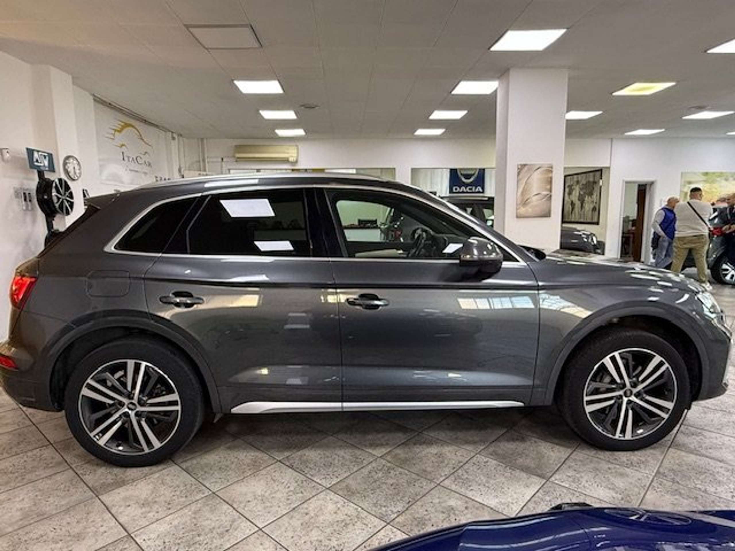 Audi - Q5