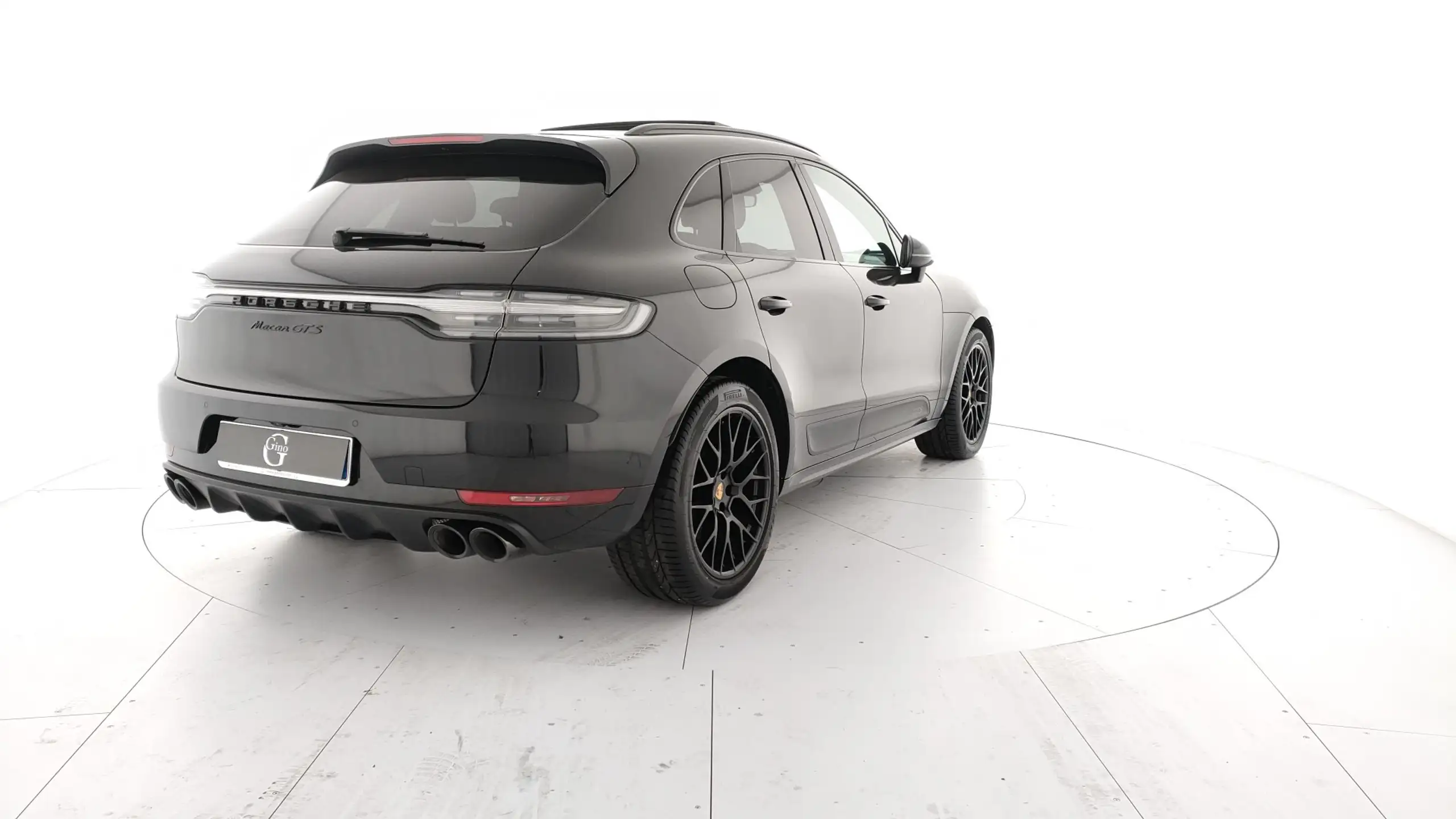 Porsche - Macan