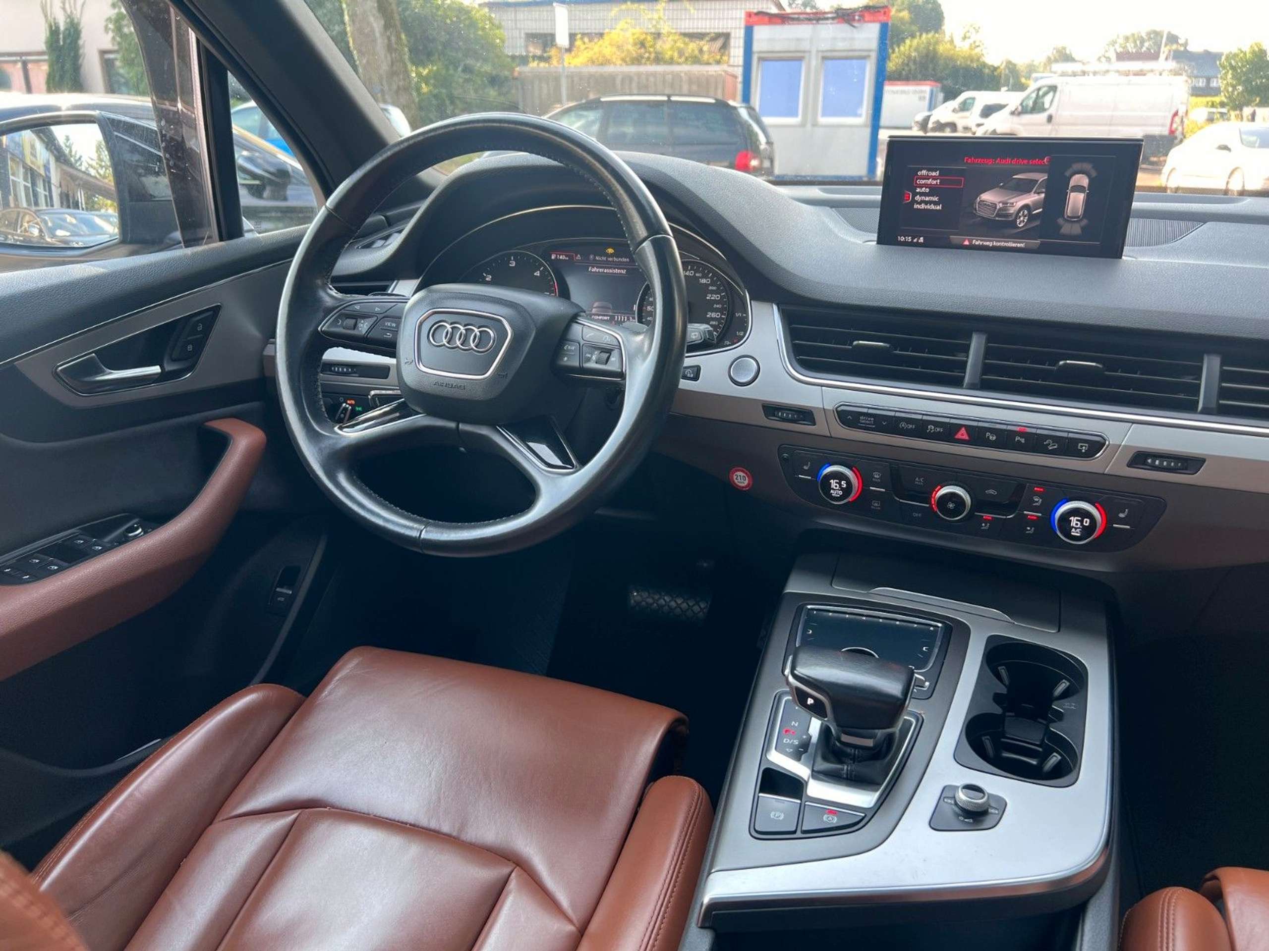 Audi - Q7