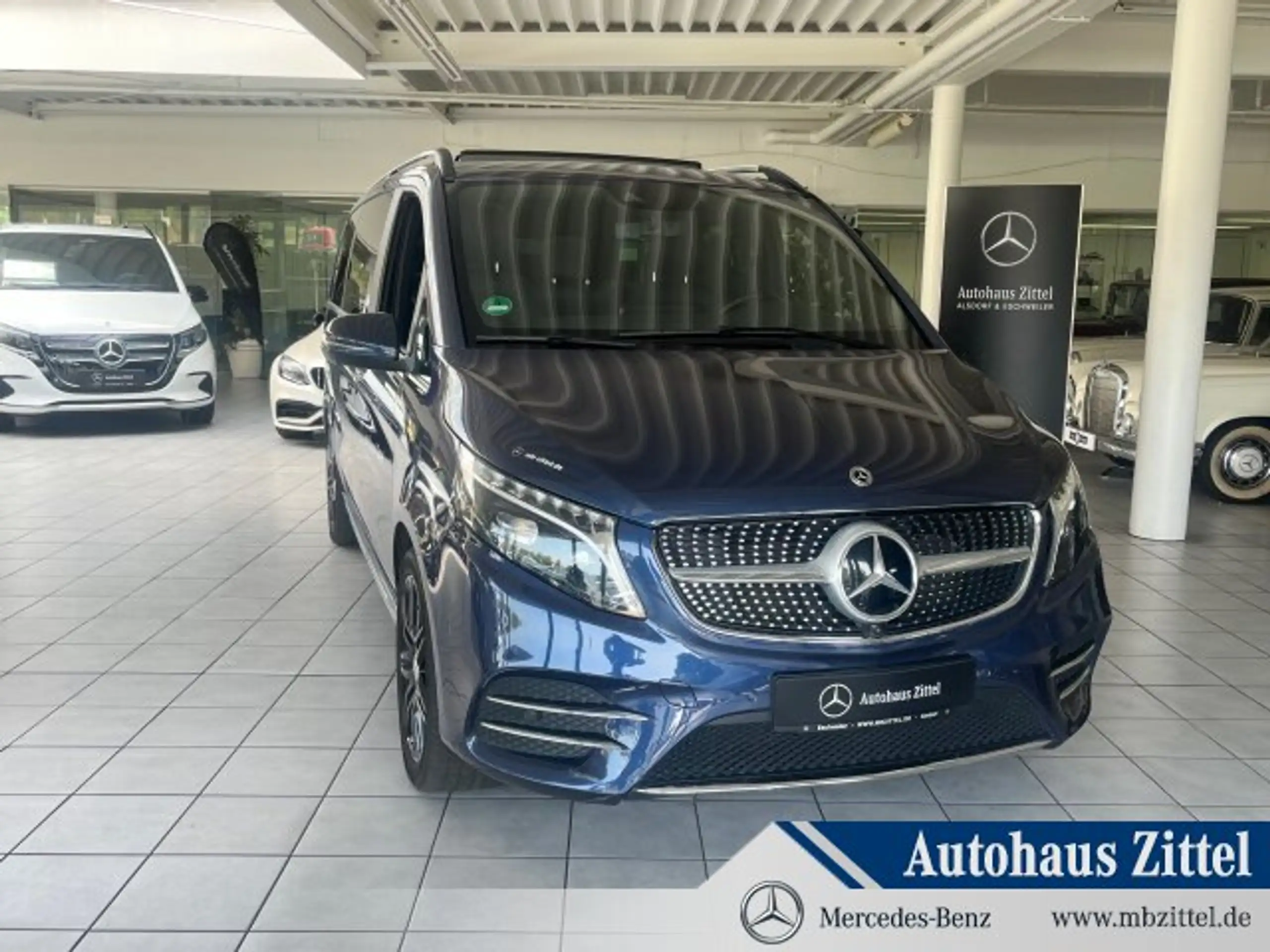 Mercedes-Benz V 300 2022