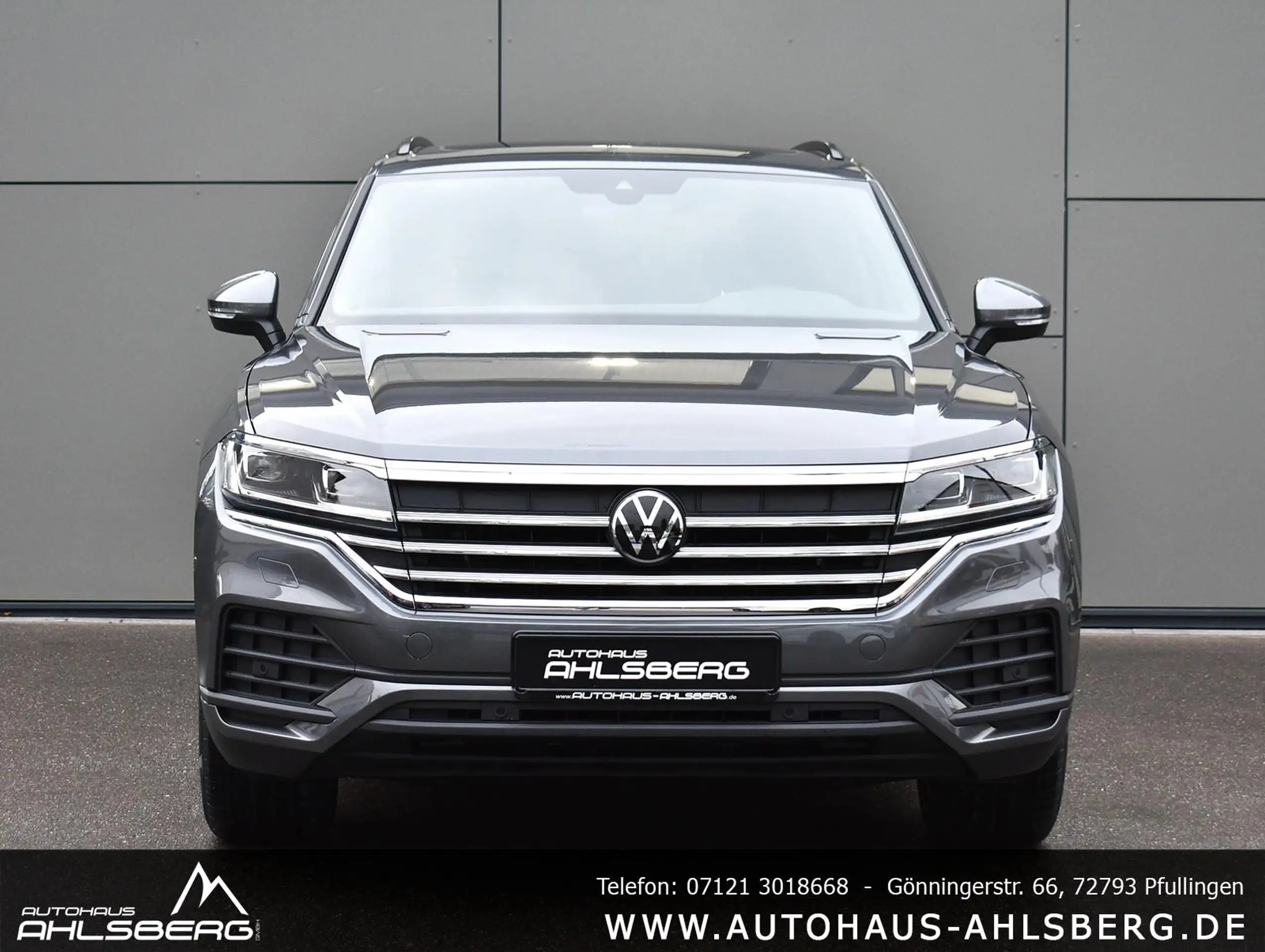 Volkswagen - Touareg