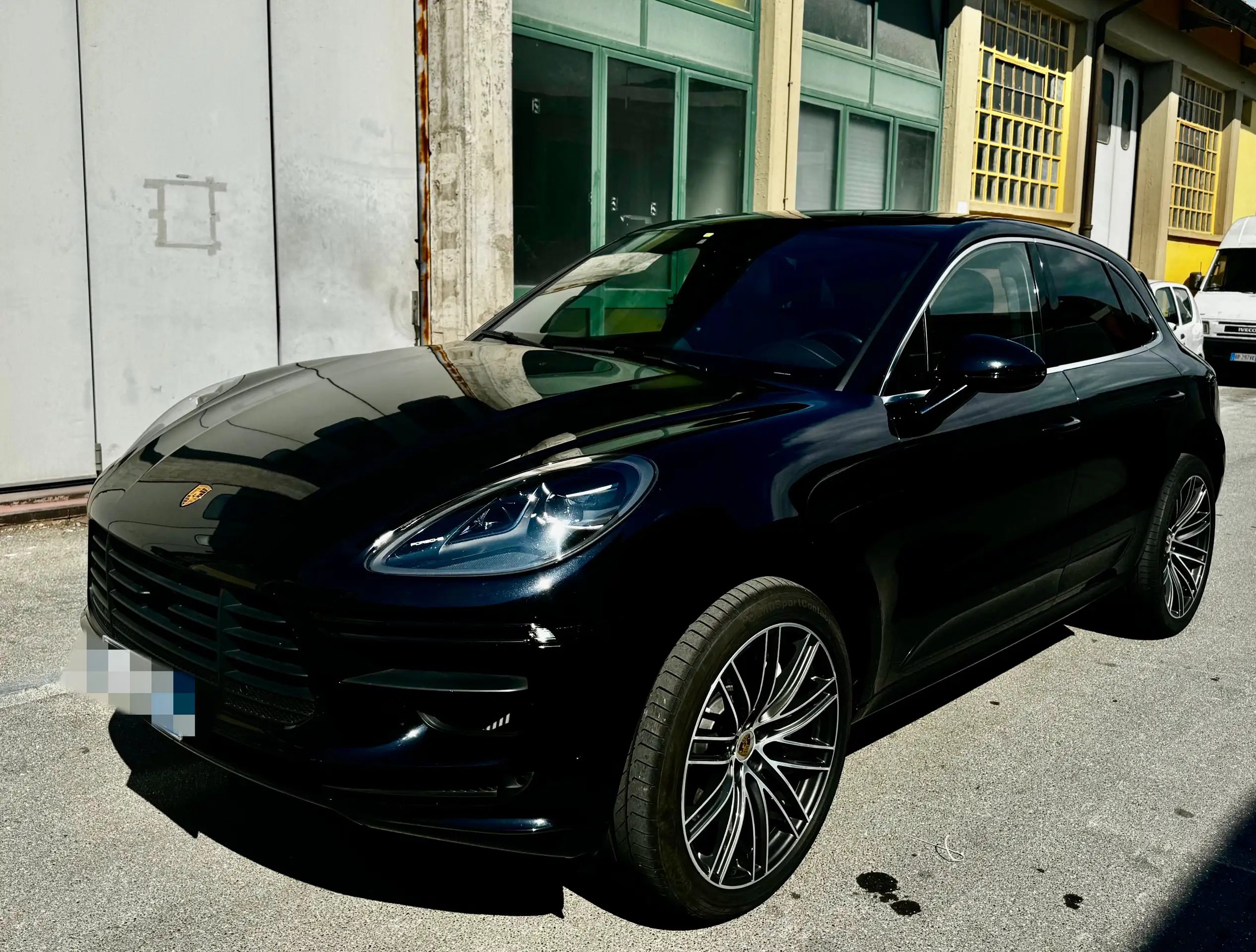 Porsche Macan 2021