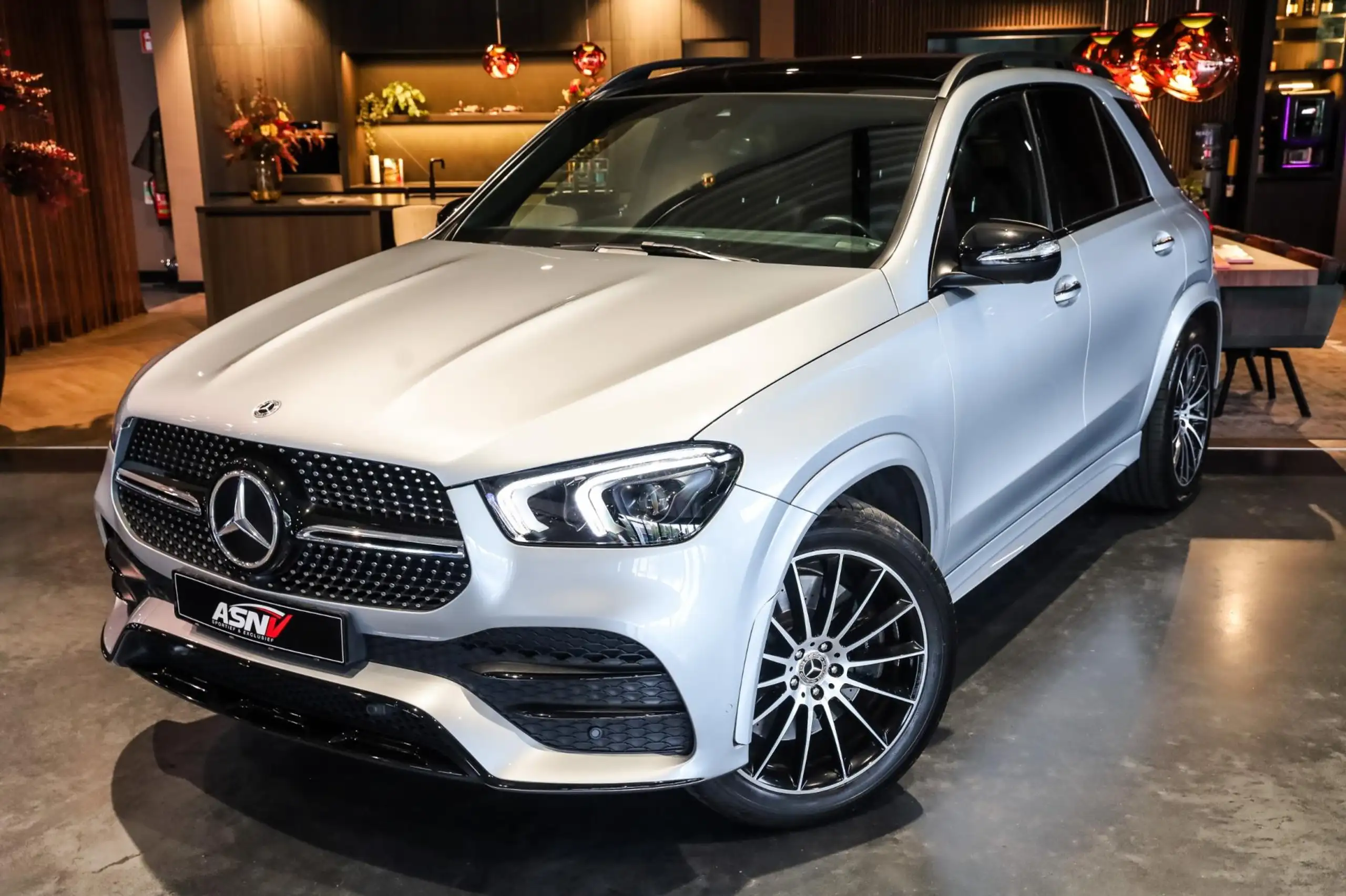 Mercedes-Benz - GLE 350