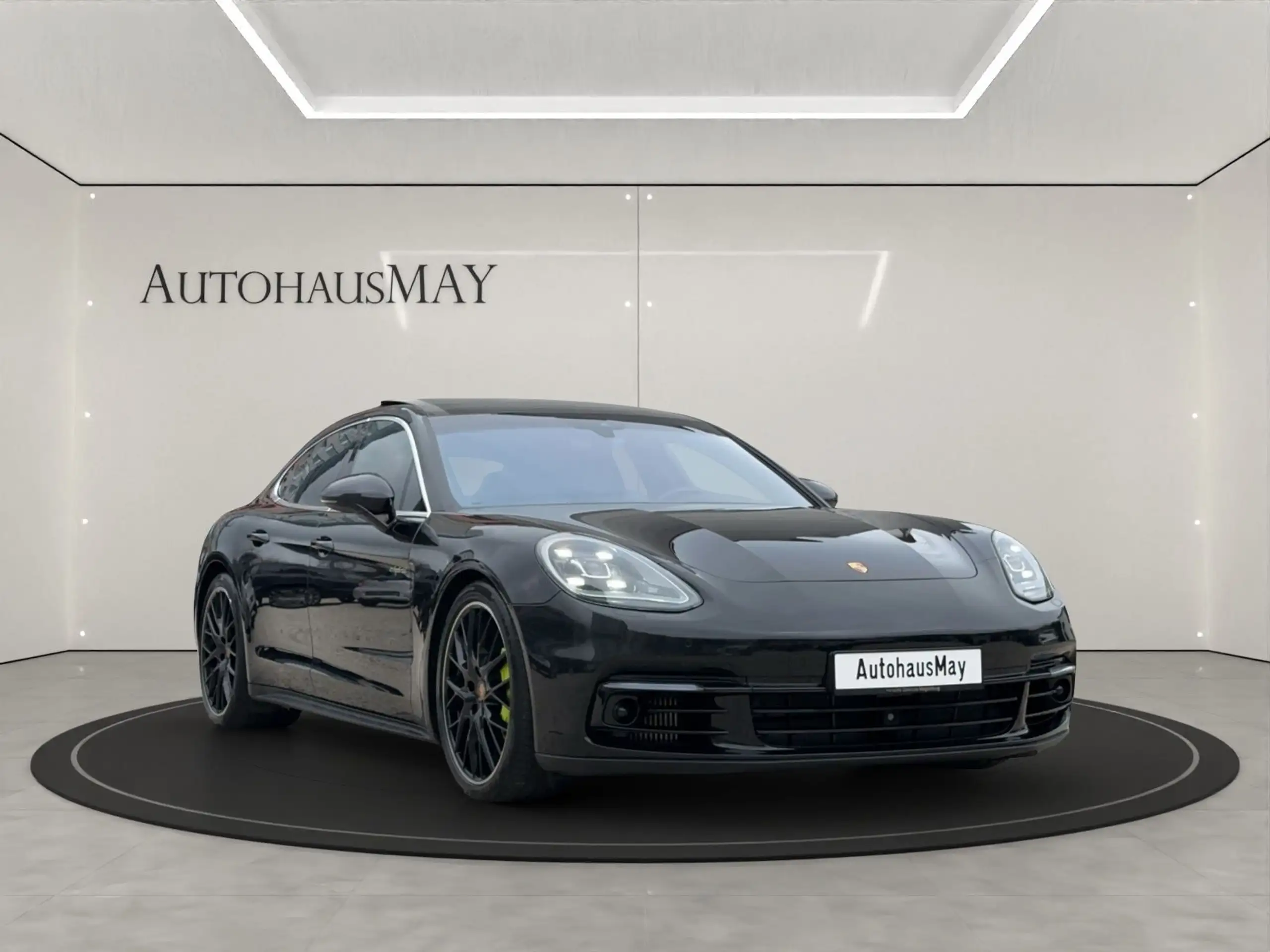 Porsche Panamera 2019