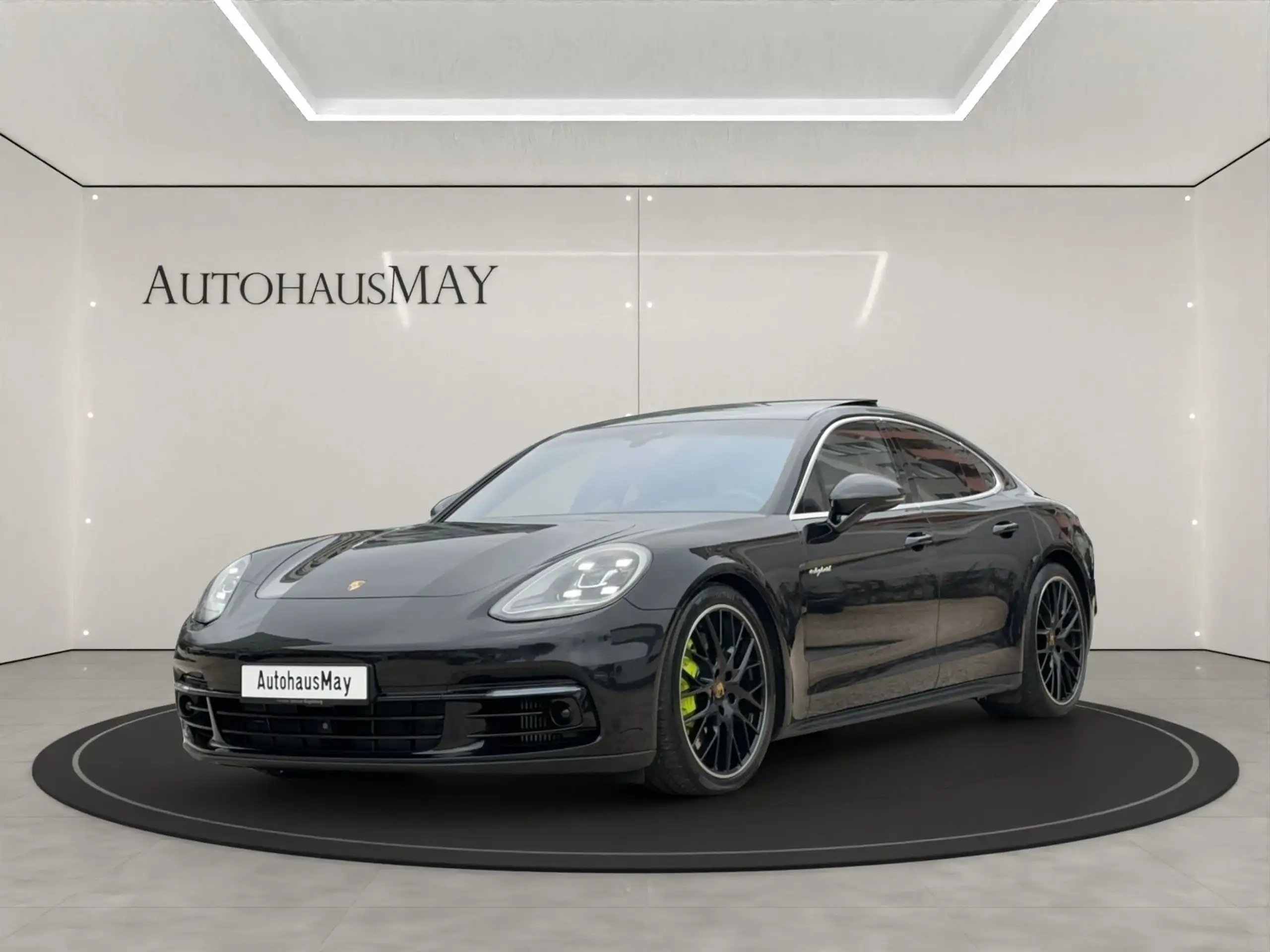 Porsche - Panamera