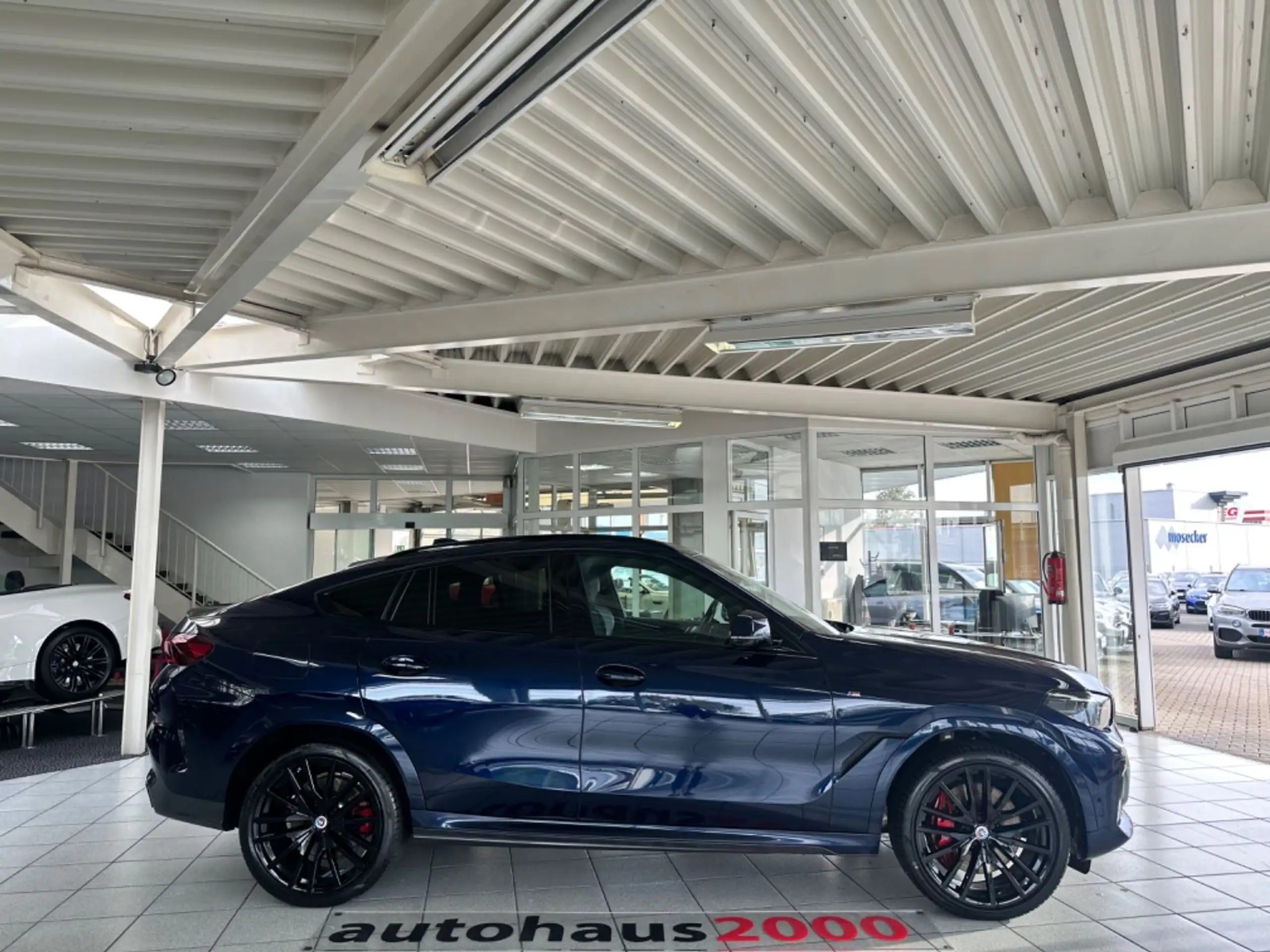 BMW - X6 M