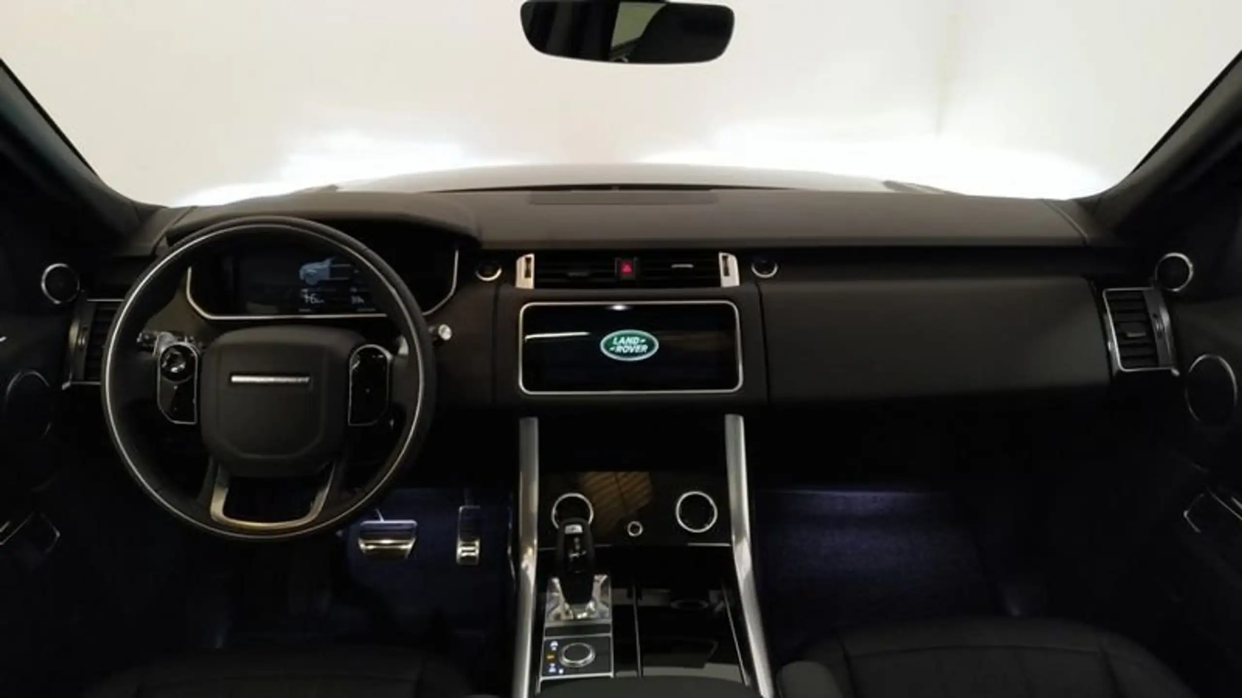 Land Rover - Range Rover Sport