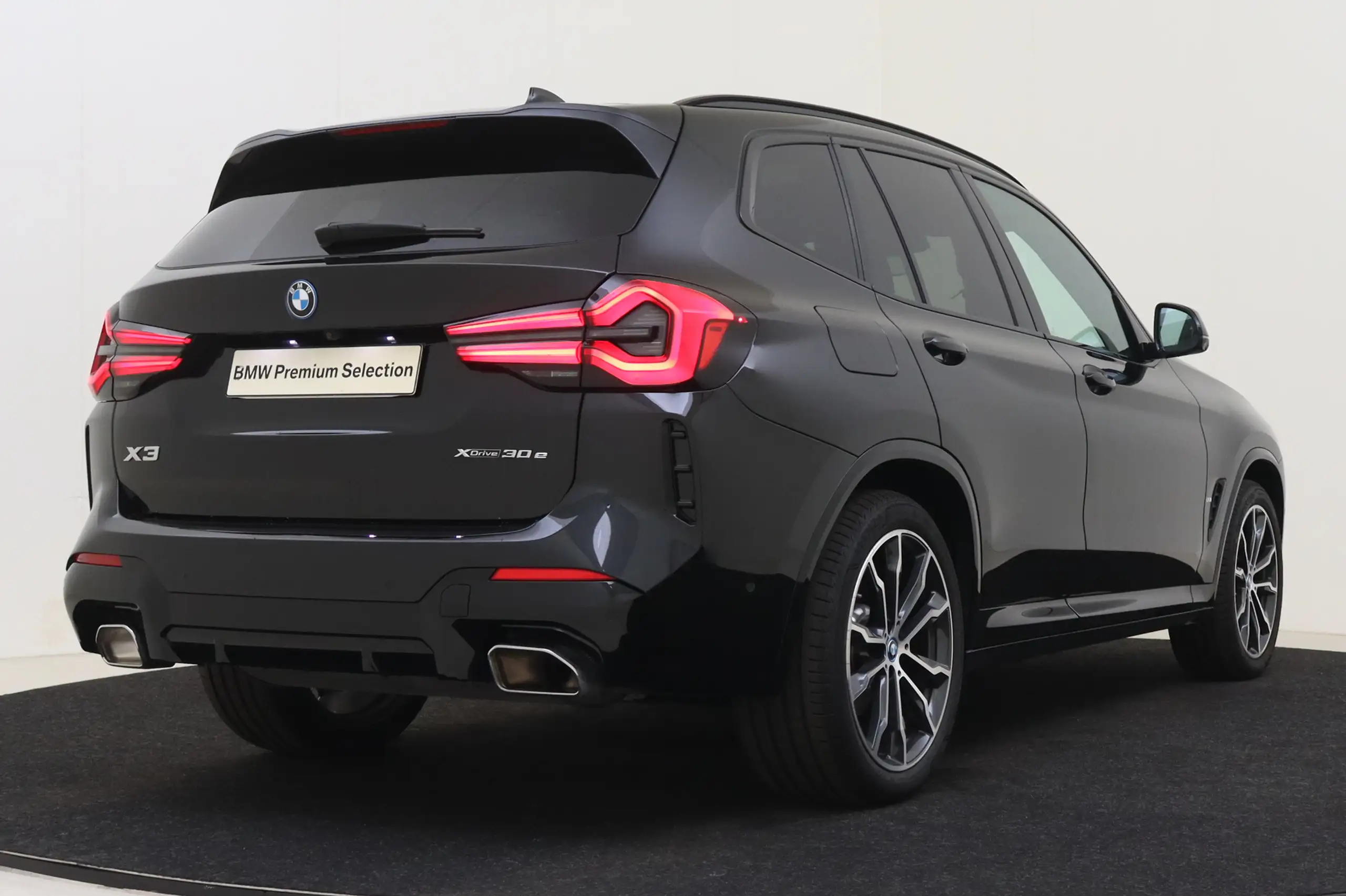 BMW - X3